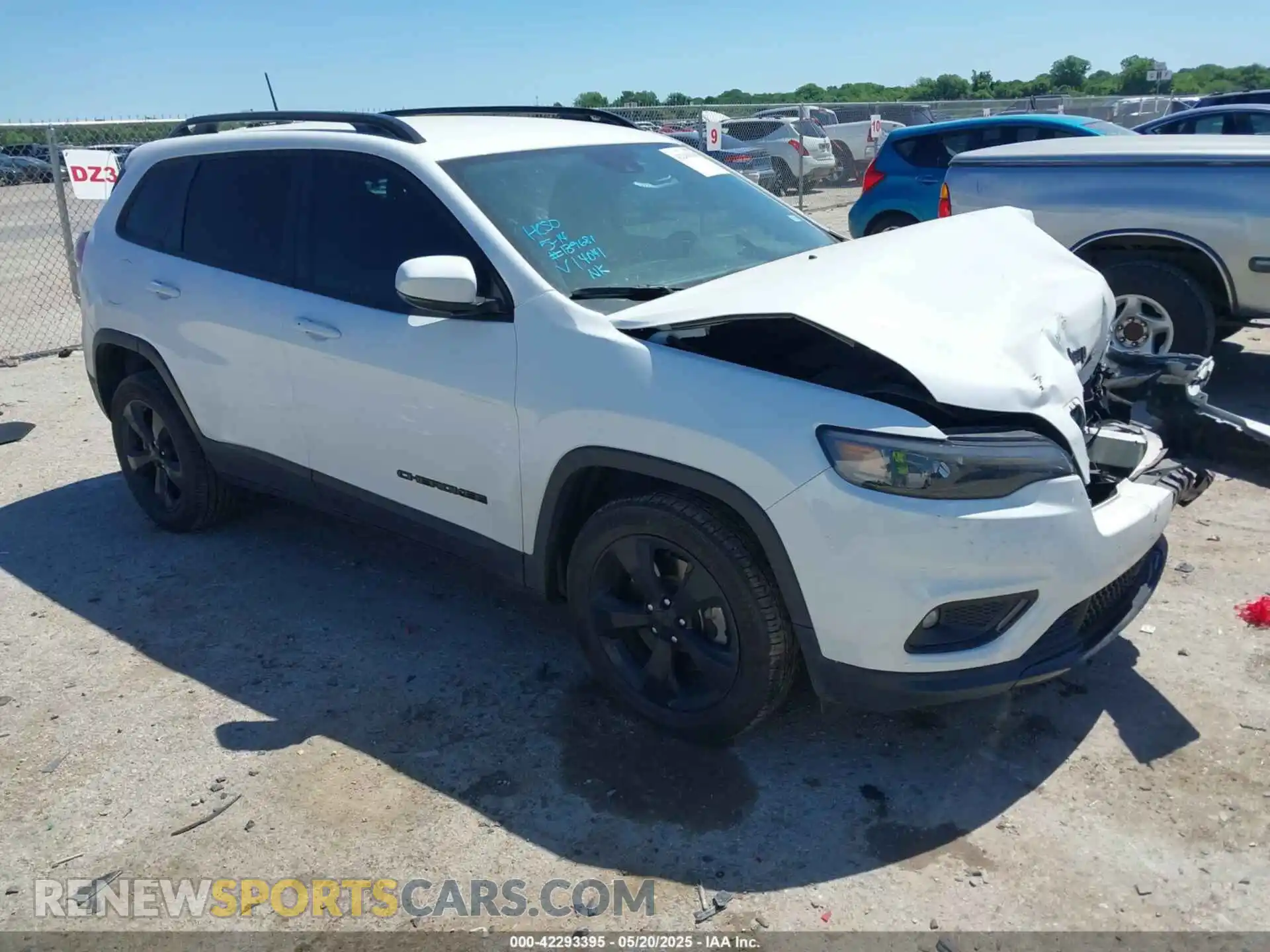 1 Photograph of a damaged car 1C4PJLLB0MD114041 JEEP CHEROKEE 2021