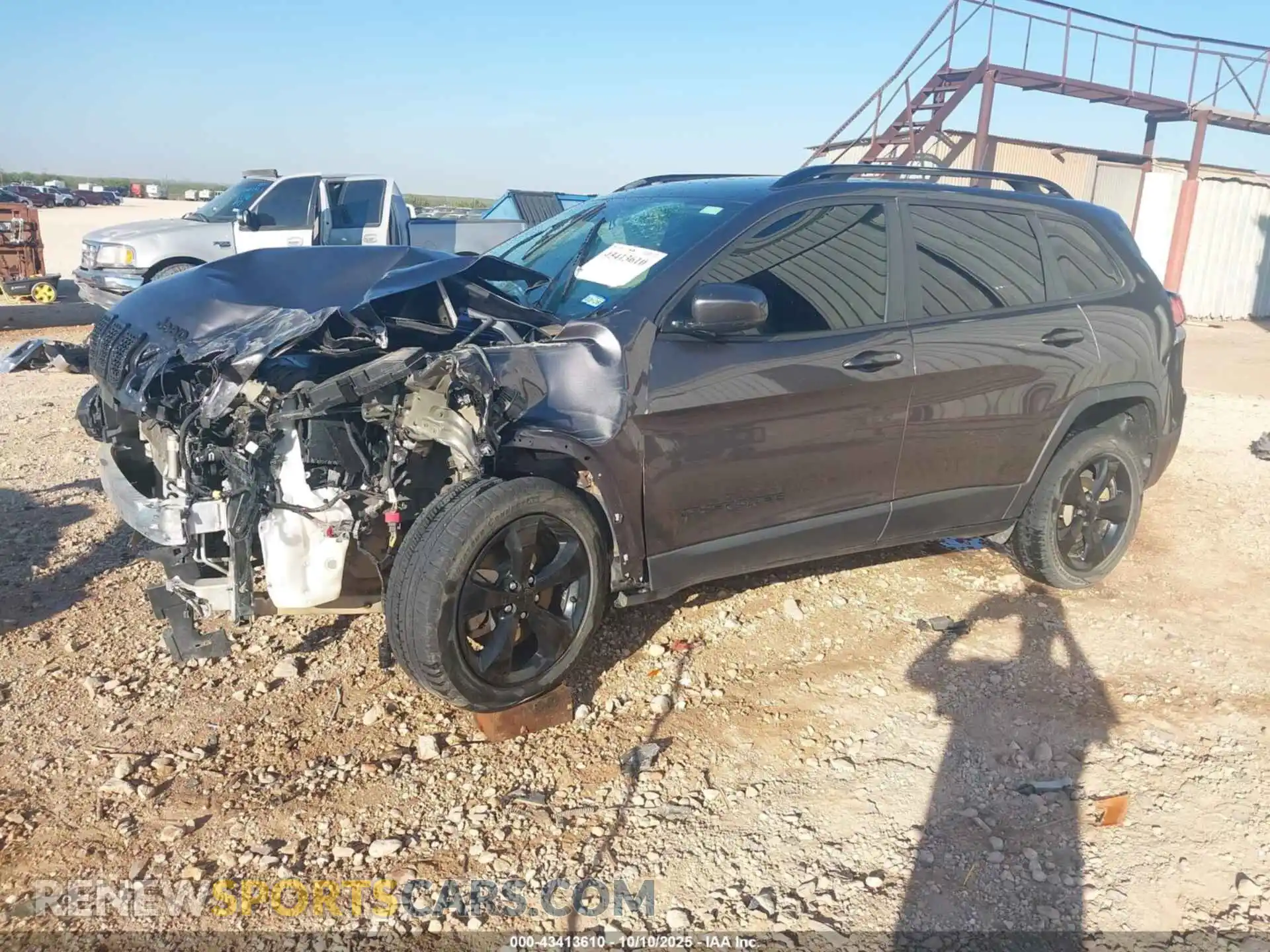 2 fotografías del automóvil dañado 1C4PJLLB0MD164888 JEEP CHEROKEE 2021