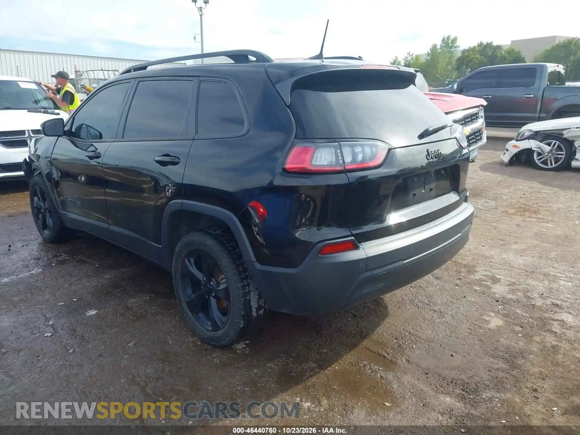 3 Photograph of a damaged car 1C4PJLLB1MD112105 JEEP CHEROKEE 2021