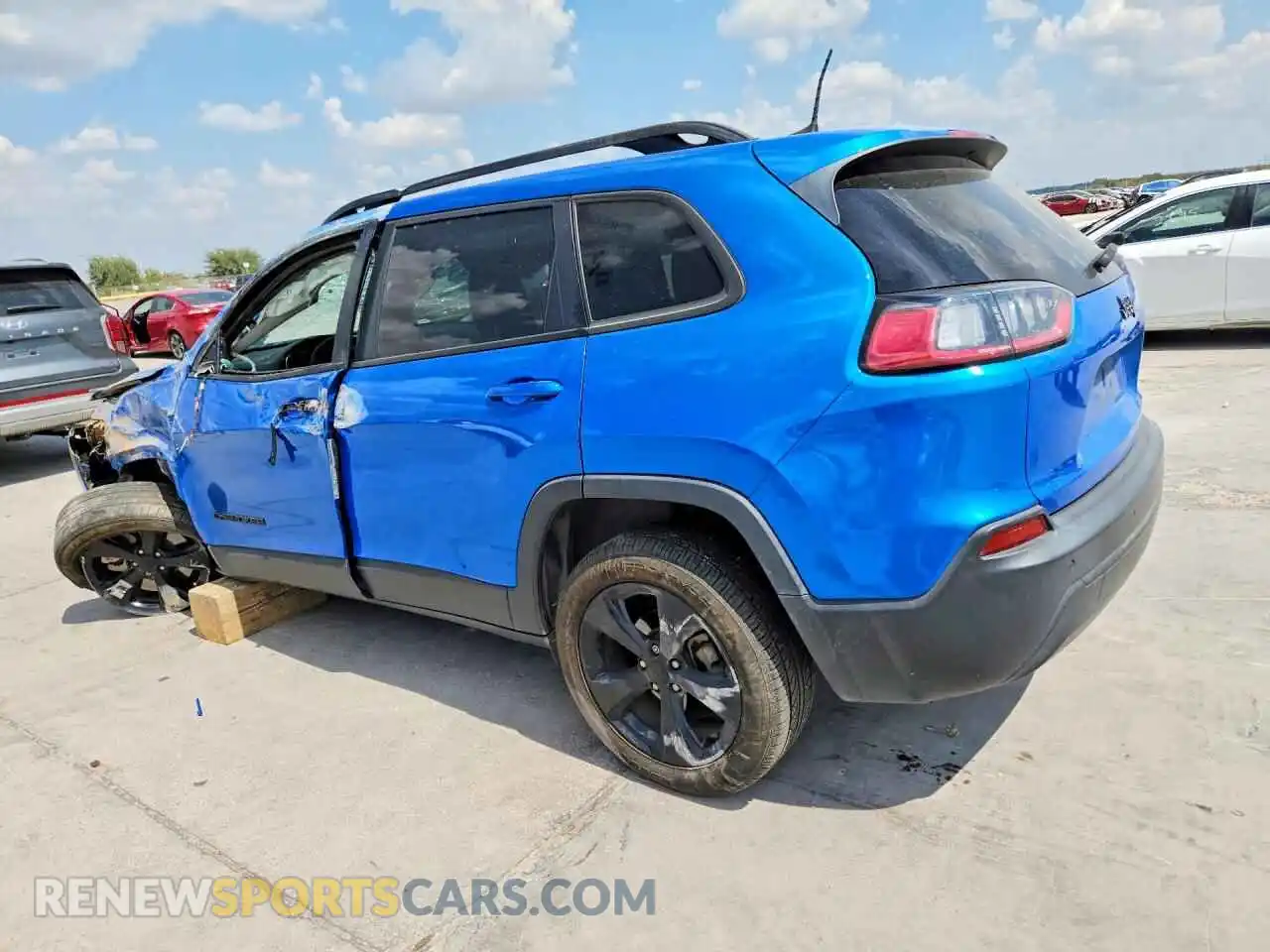 2 fotografías del automóvil dañado 1C4PJLLB2MD224489 JEEP CHEROKEE 2021