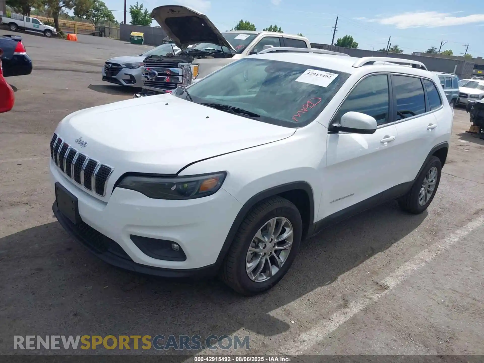 2 Photograph of a damaged car 1C4PJLLB5MD150310 JEEP CHEROKEE 2021