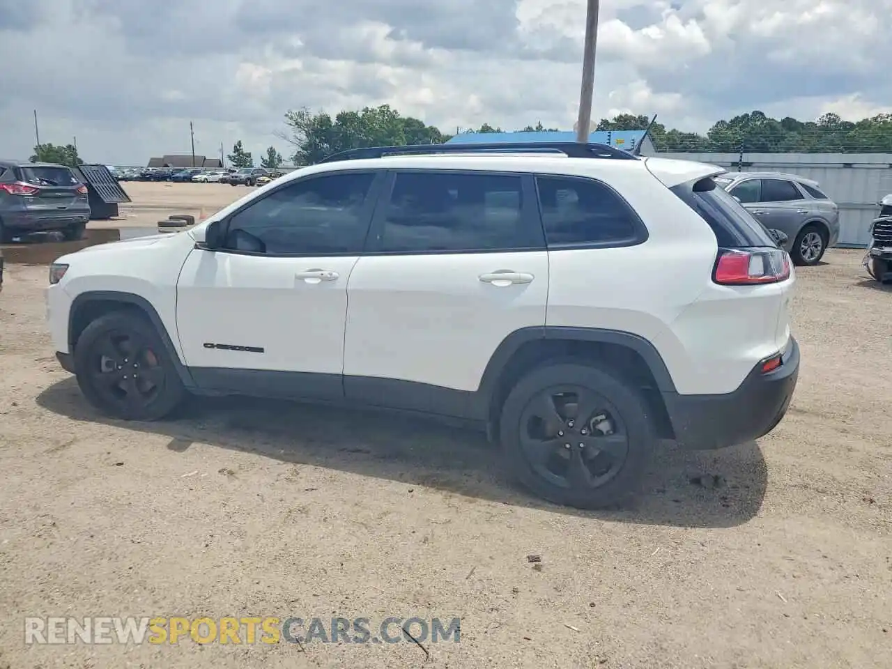 2 Фотография поврежденного автомобиля 1C4PJLLBXMD173758 JEEP CHEROKEE 2021