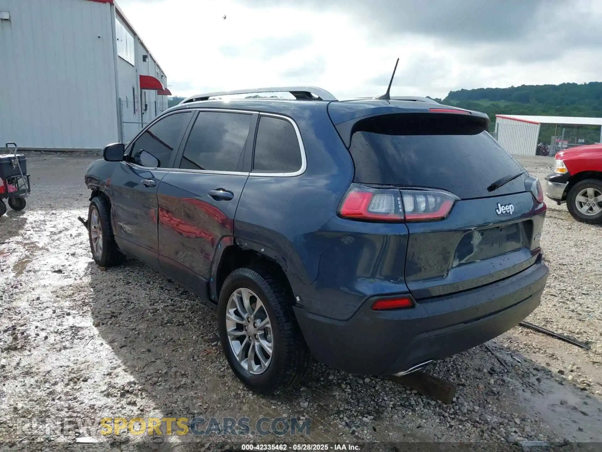 3 Photograph of a damaged car 1C4PJLMN8MD155199 JEEP CHEROKEE 2021