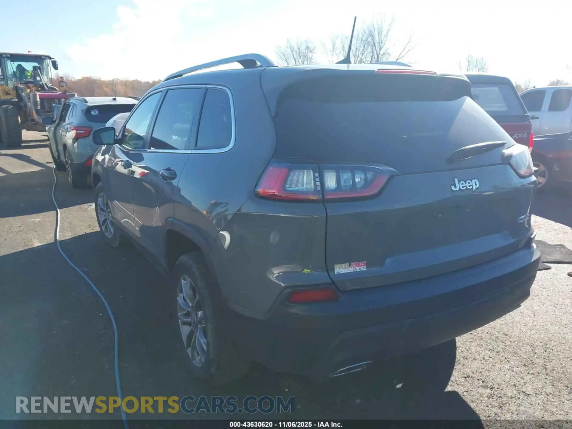 3 Photograph of a damaged car 1C4PJLMX2MD103522 JEEP CHEROKEE 2021