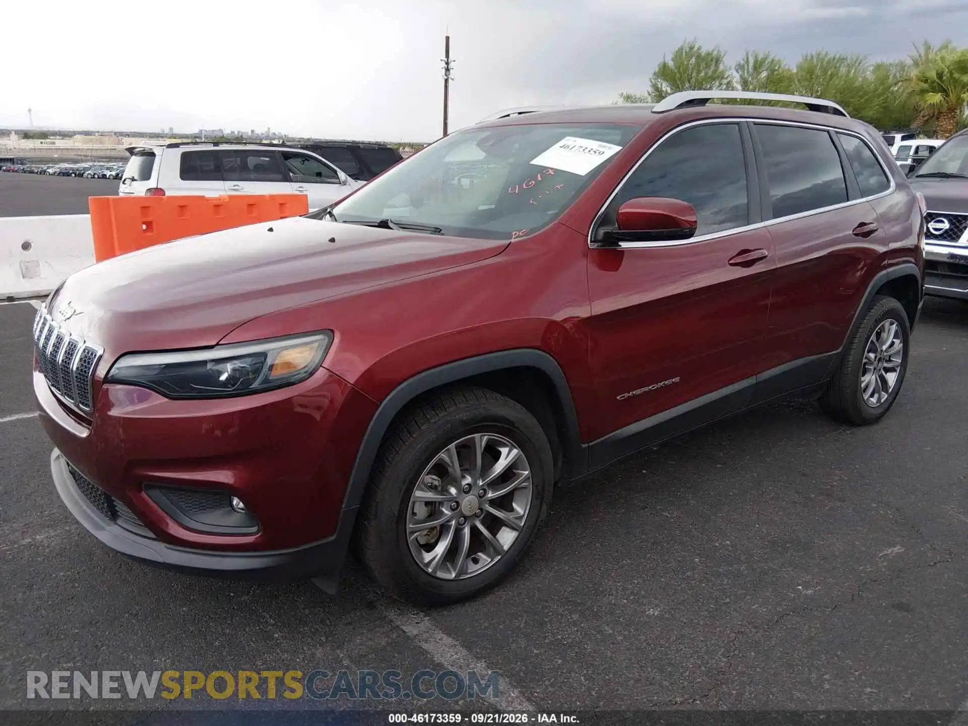 2 Photograph of a damaged car 1C4PJLMX3MD156021 JEEP CHEROKEE 2021