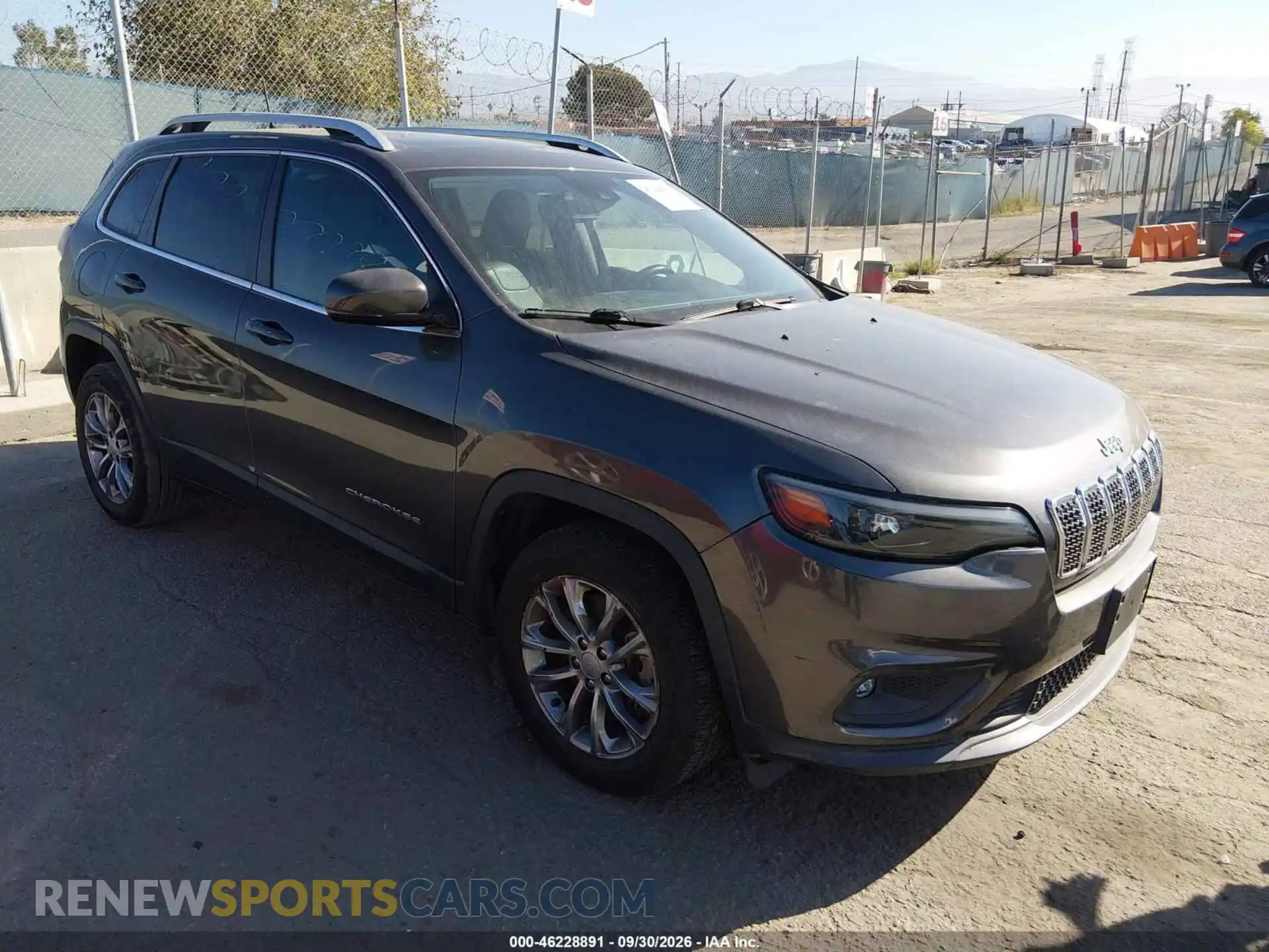 1 Photograph of a damaged car 1C4PJLMX3MD169366 JEEP CHEROKEE 2021