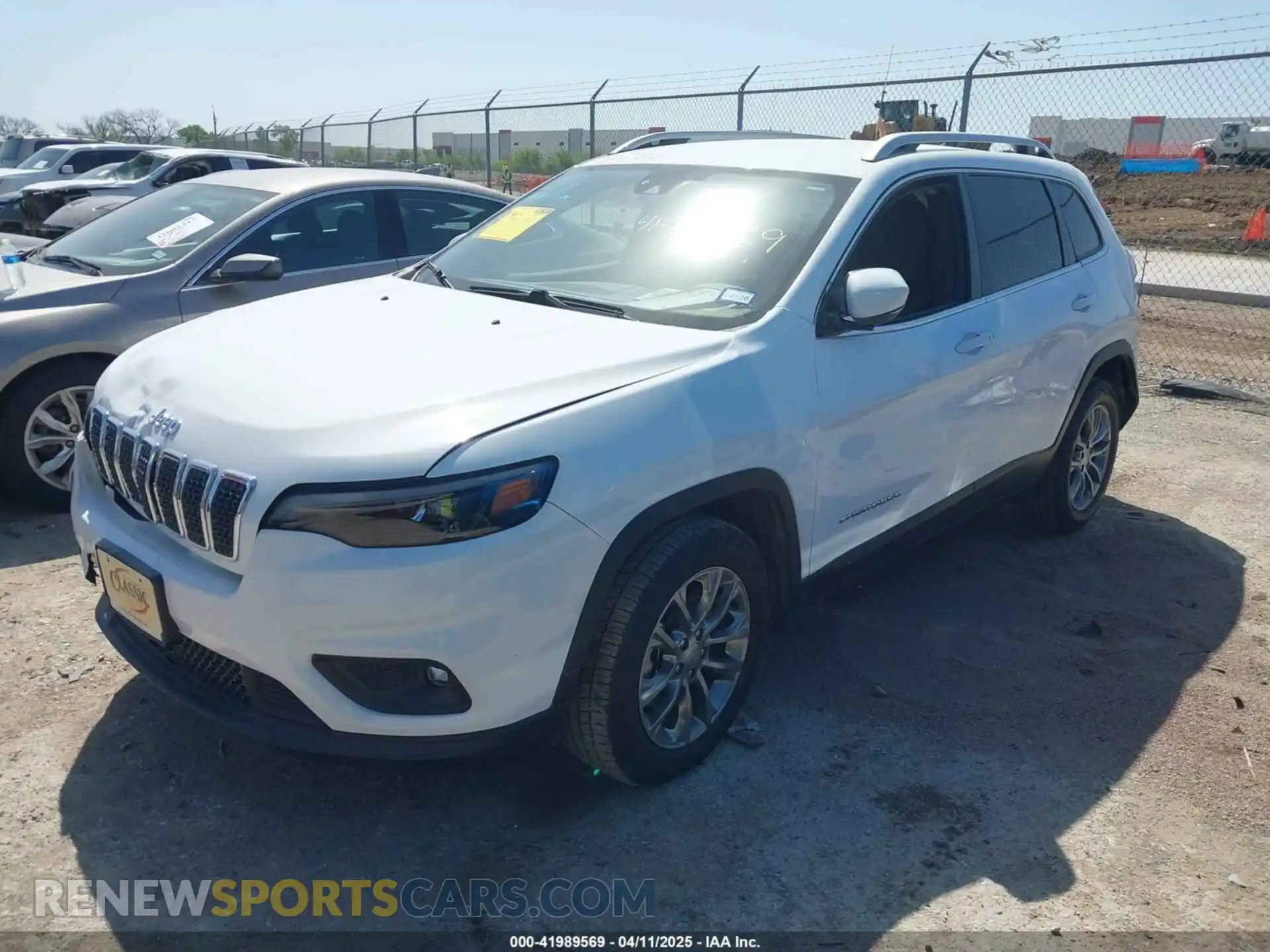 2 Photograph of a damaged car 1C4PJLMX3MD176673 JEEP CHEROKEE 2021