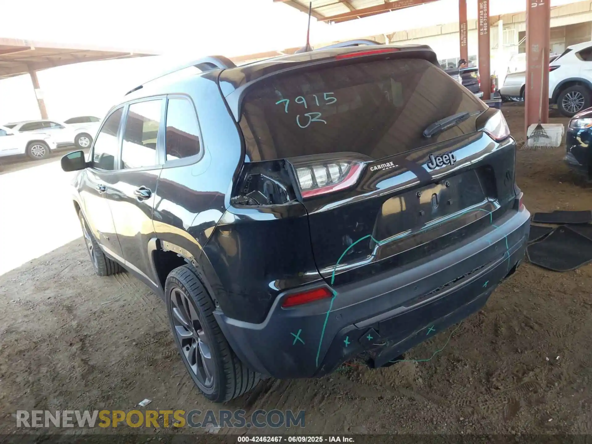 3 Photograph of a damaged car 1C4PJLMX5MD144338 JEEP CHEROKEE 2021