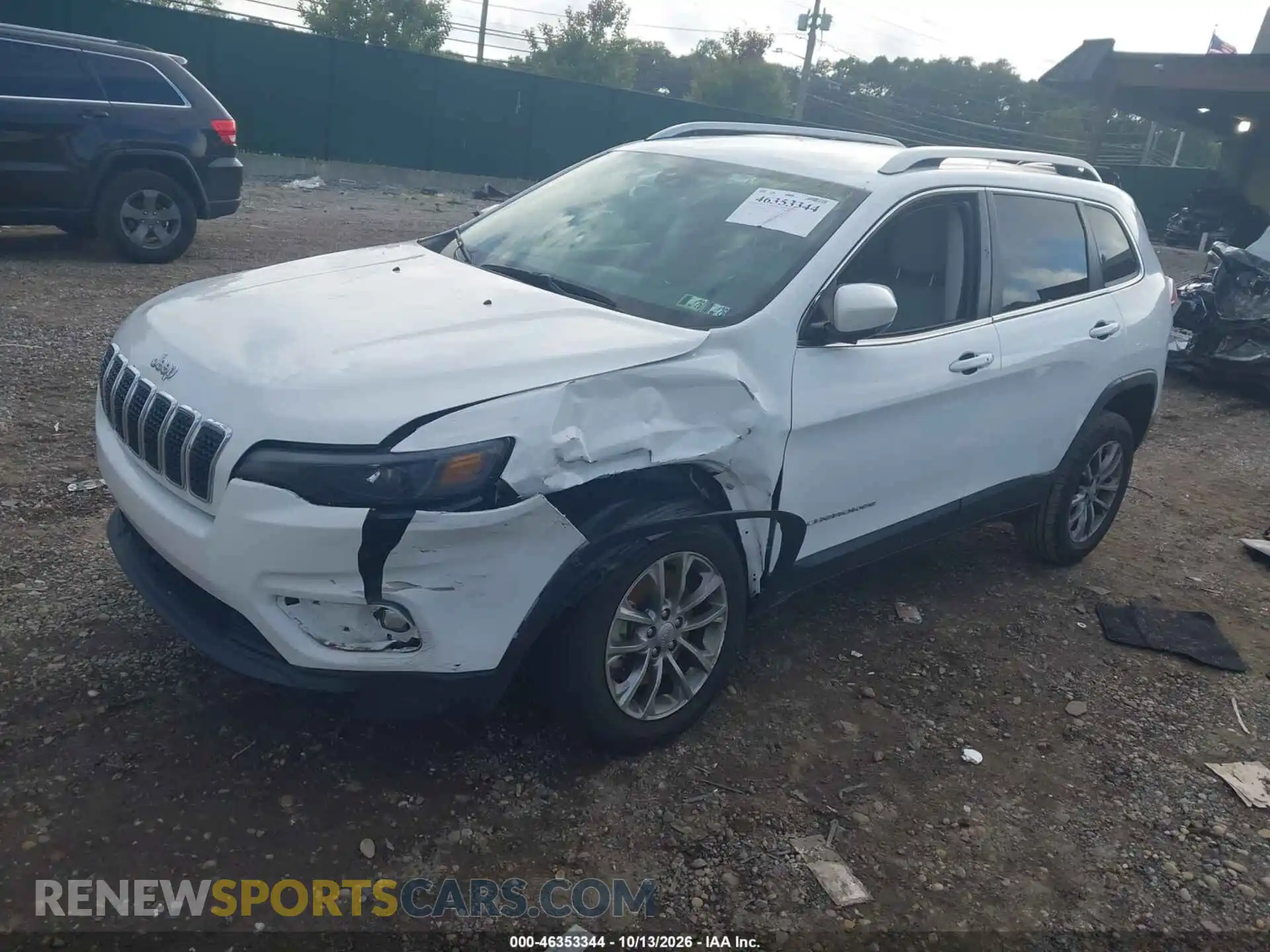 2 Photograph of a damaged car 1C4PJLMX8MD170061 JEEP CHEROKEE 2021