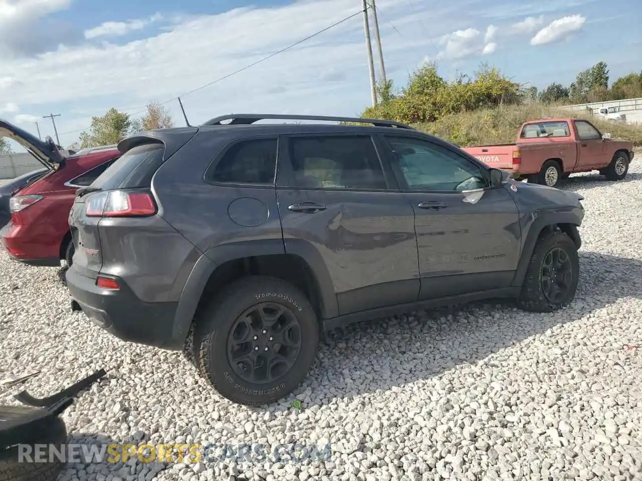 3 Photograph of a damaged car 1C4PJMBX3MD128857 JEEP CHEROKEE 2021