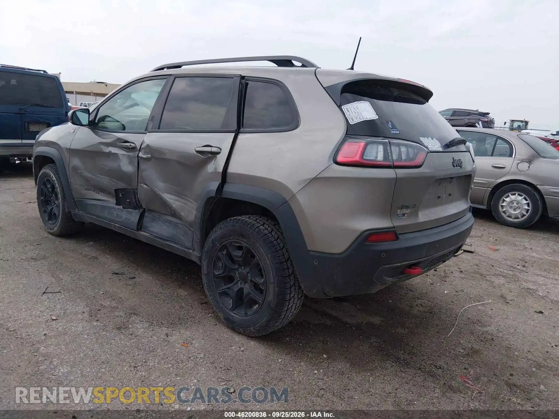 3 Photograph of a damaged car 1C4PJMBX4MD210113 JEEP CHEROKEE 2021