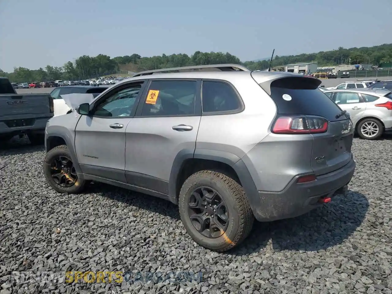 2 Photograph of a damaged car 1C4PJMBX7MD157407 JEEP CHEROKEE 2021