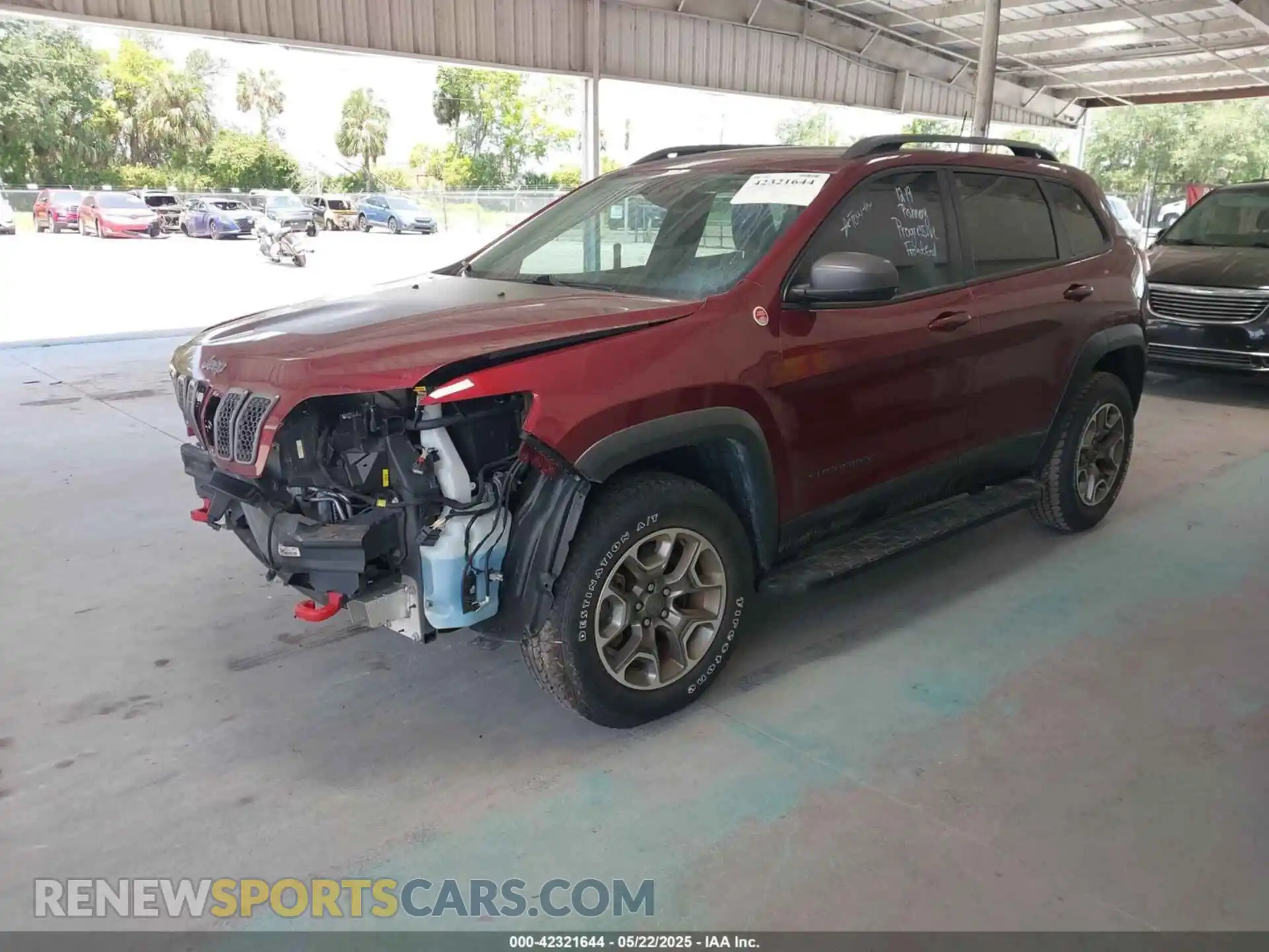 2 Photograph of a damaged car 1C4PJMBX8MD218960 JEEP CHEROKEE 2021