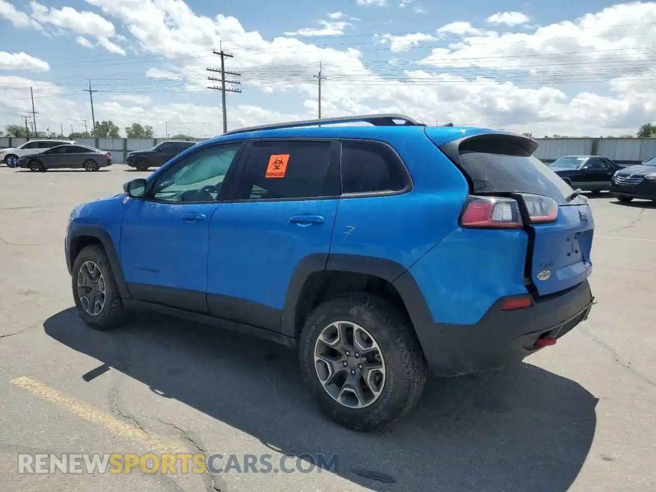 2 Photograph of a damaged car 1C4PJMBXXMD110436 JEEP CHEROKEE 2021