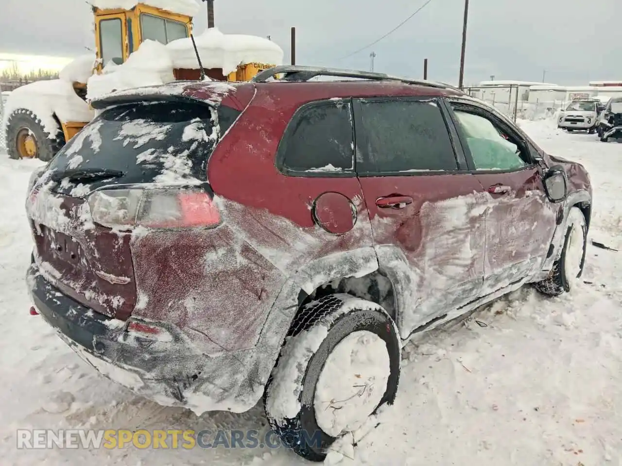 3 Photograph of a damaged car 1C4PJMBXXMD153254 JEEP CHEROKEE 2021