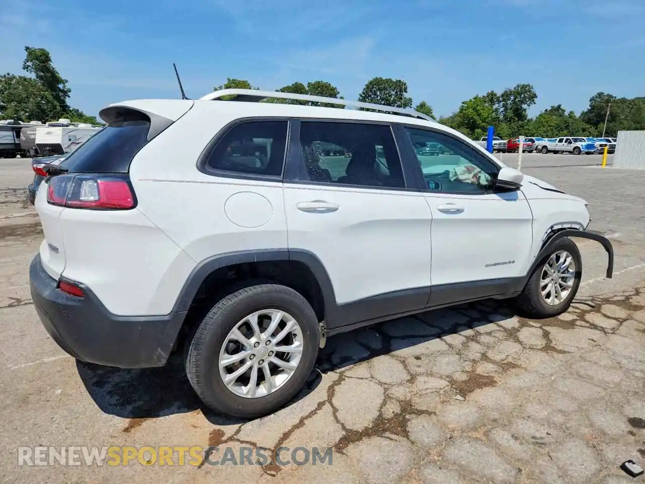 3 Фотография поврежденного автомобиля 1C4PJMCB3MD242568 JEEP CHEROKEE 2021