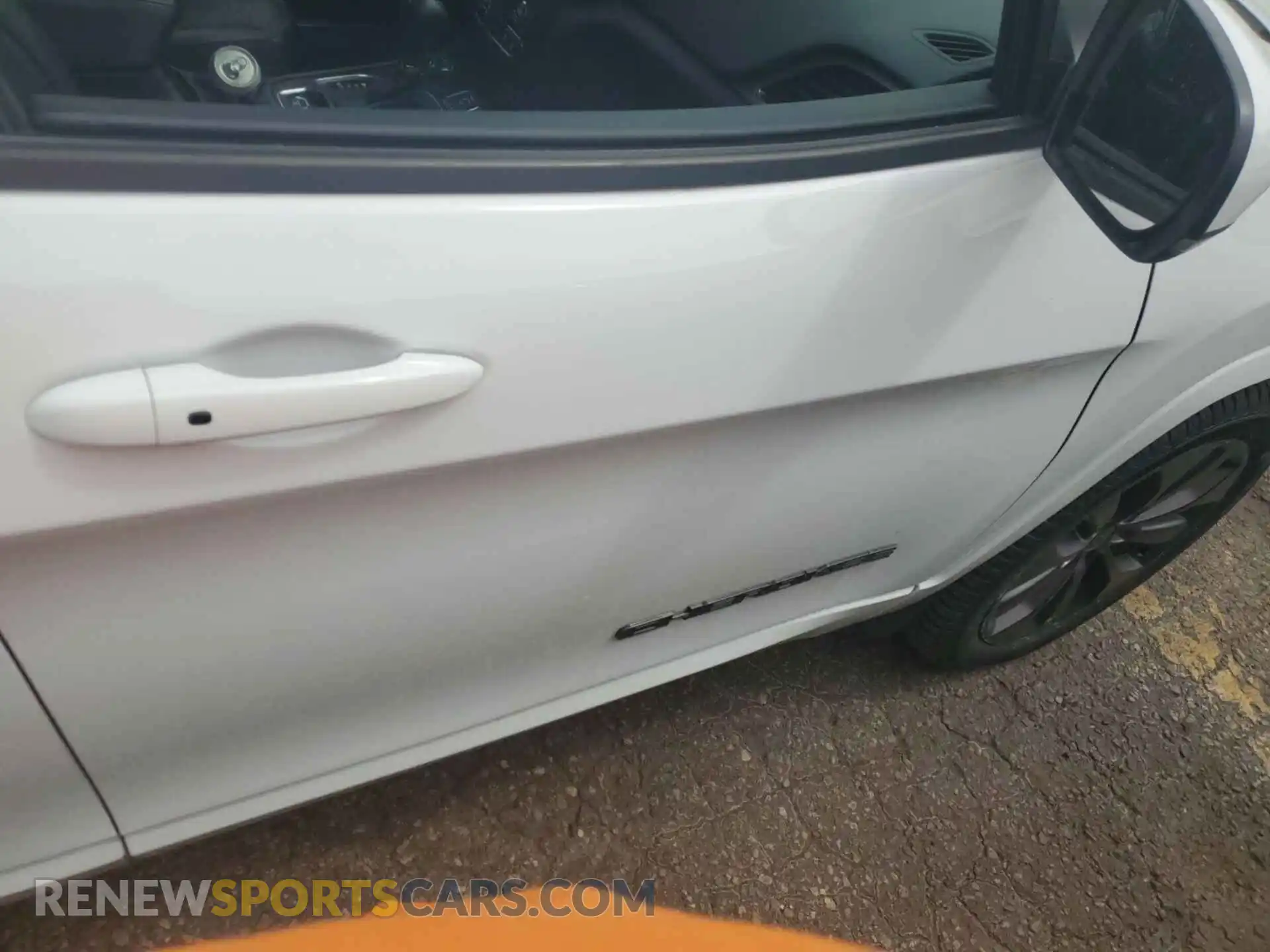 3 Photograph of a damaged car 1C4PJMDN2MD200580 JEEP CHEROKEE 2021