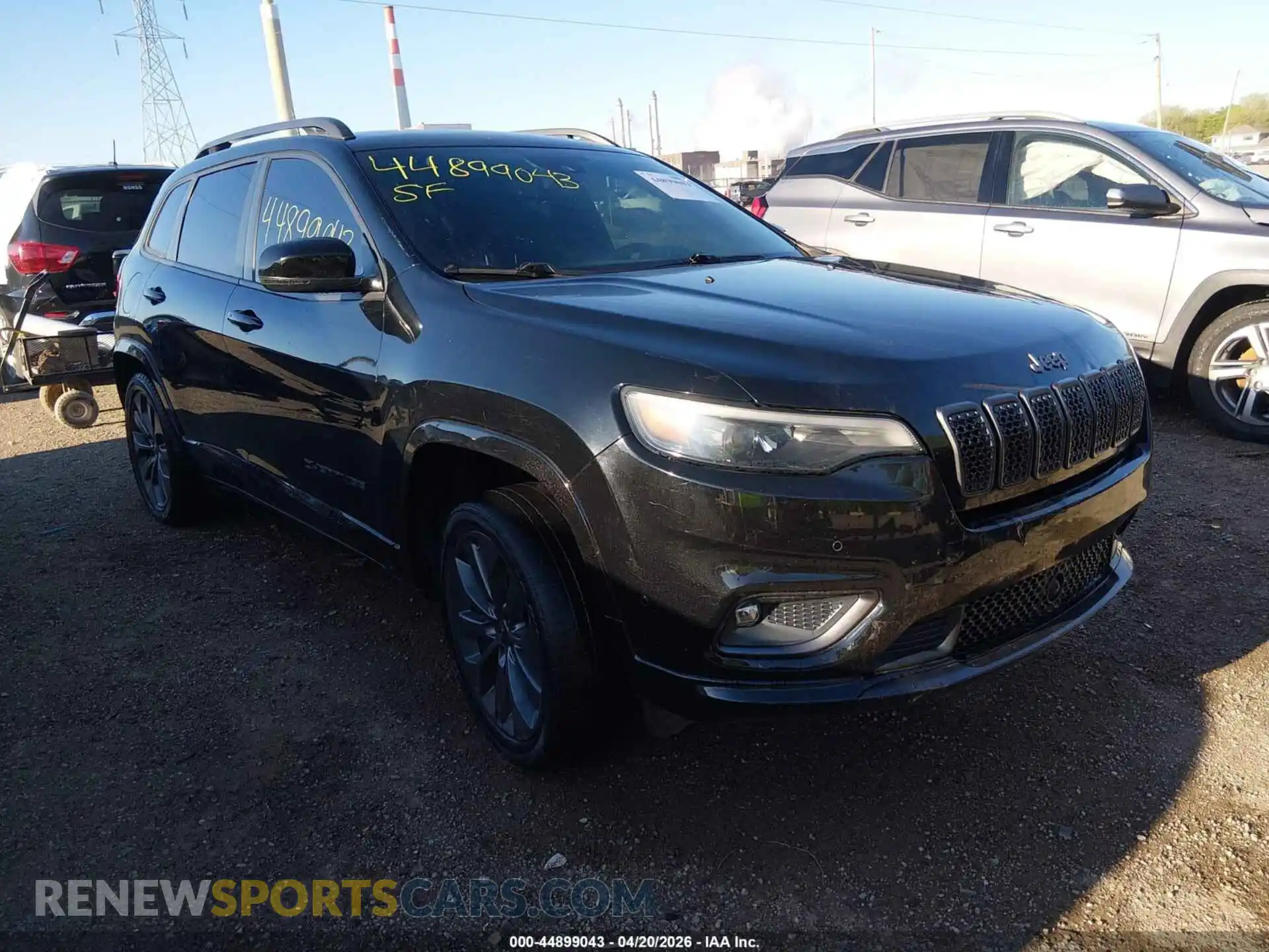 1 Photograph of a damaged car 1C4PJMDN8MD127232 JEEP CHEROKEE 2021