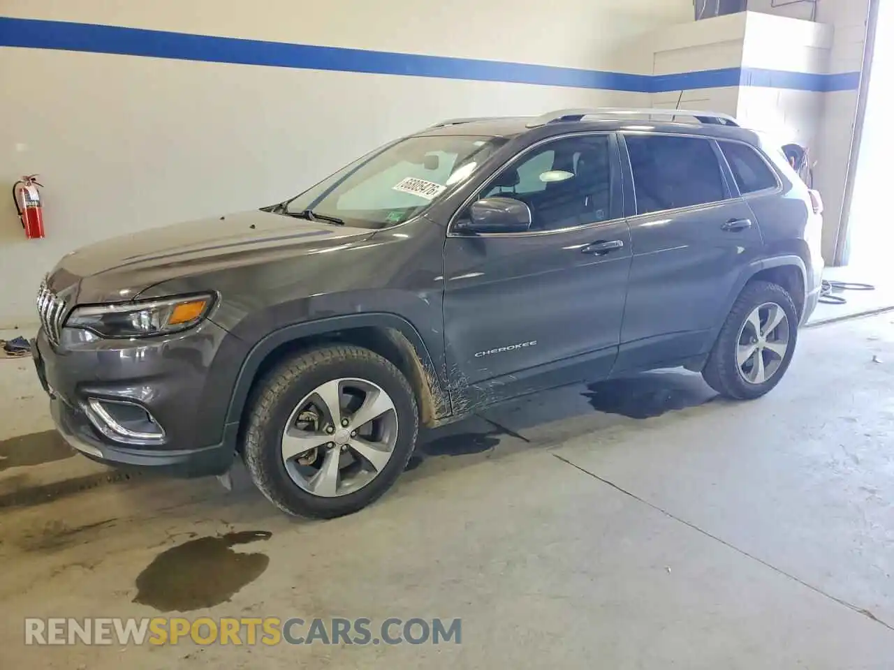 1 Photograph of a damaged car 1C4PJMDX1MD194370 JEEP CHEROKEE 2021