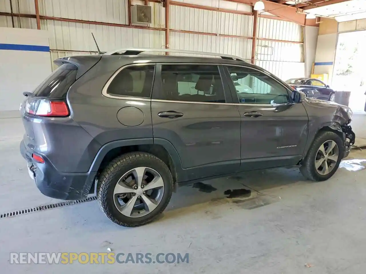 3 Photograph of a damaged car 1C4PJMDX1MD194370 JEEP CHEROKEE 2021