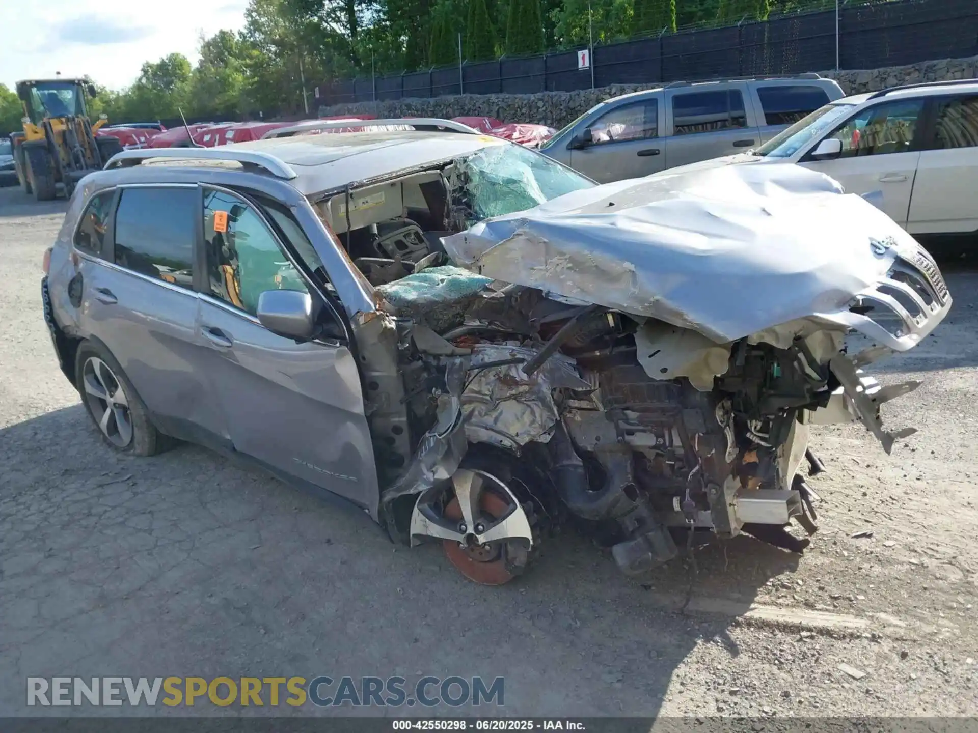 1 Photograph of a damaged car 1C4PJMDX3MD102580 JEEP CHEROKEE 2021