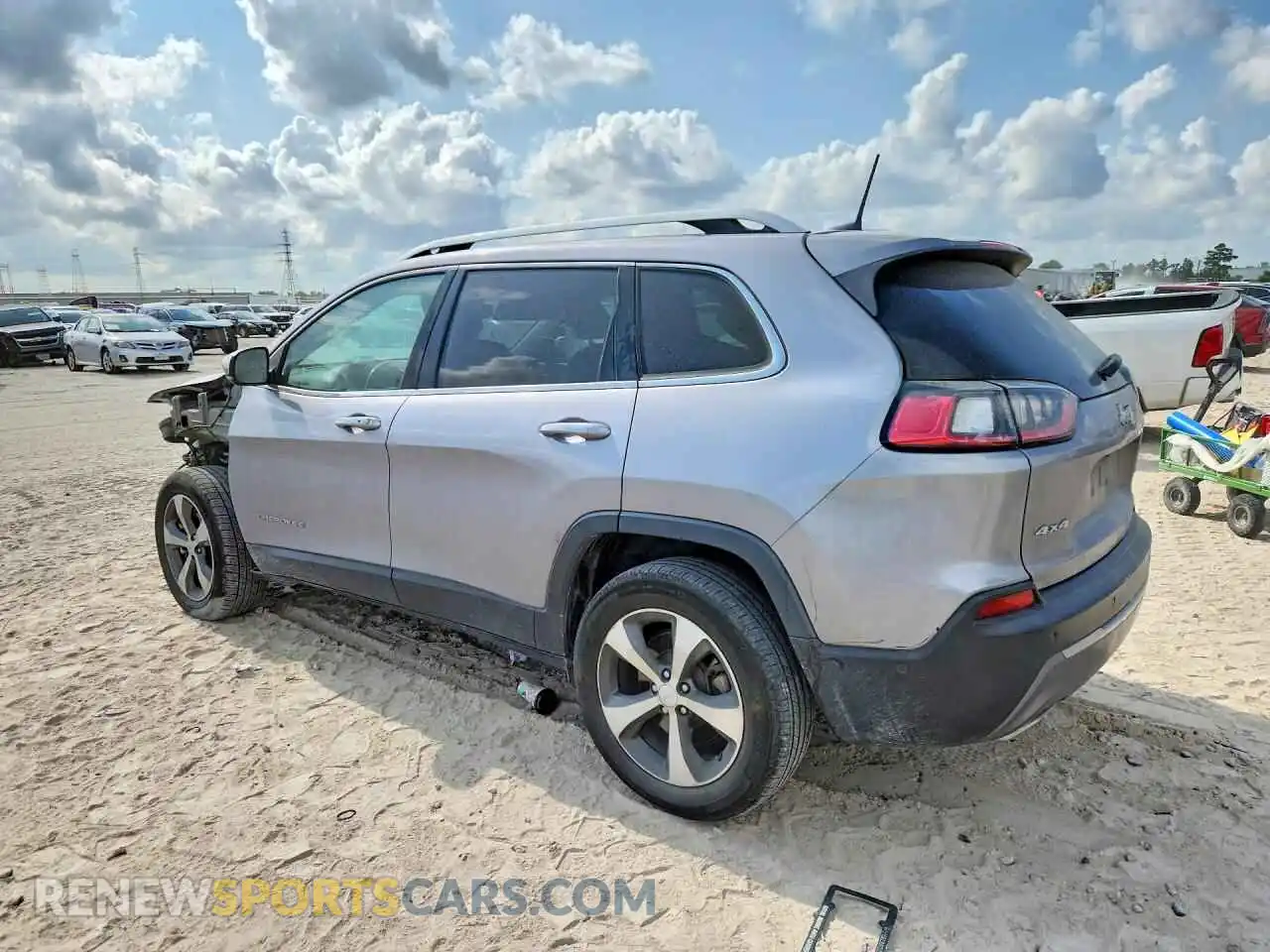 2 Photograph of a damaged car 1C4PJMDX3MD181149 JEEP CHEROKEE 2021