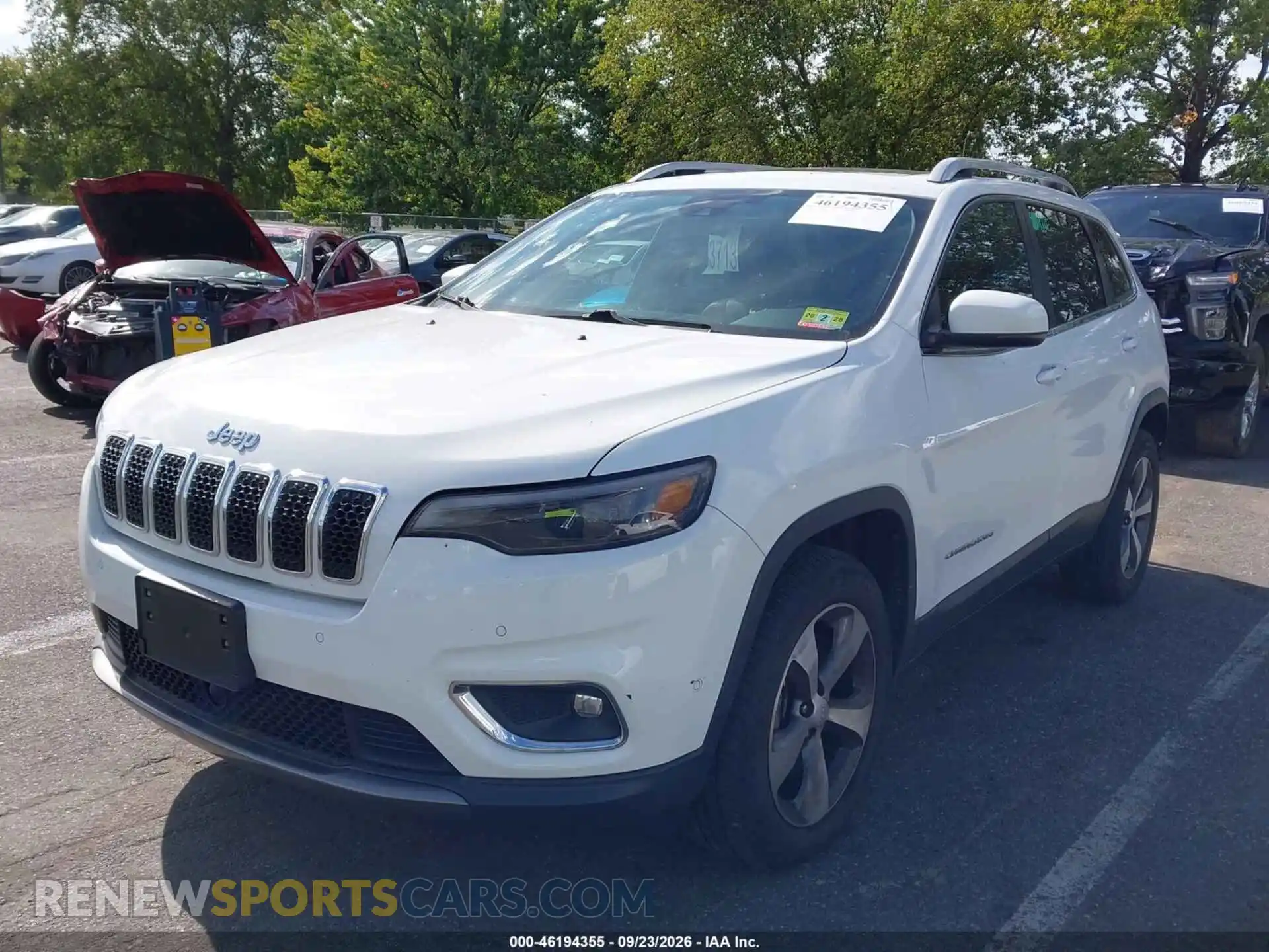 2 Photograph of a damaged car 1C4PJMDX4MD118044 JEEP CHEROKEE 2021