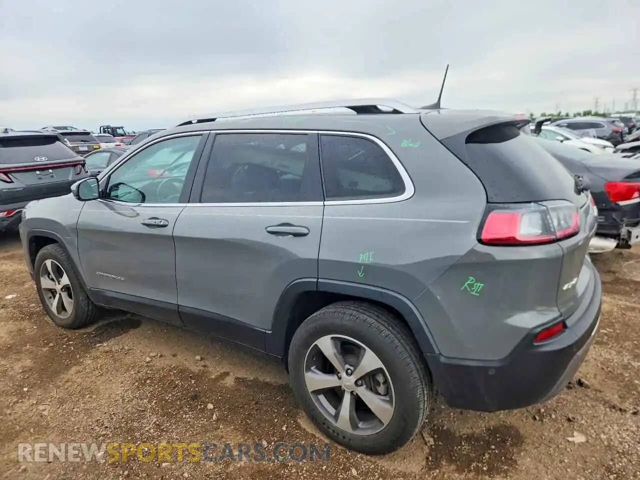 2 fotografías del automóvil dañado 1C4PJMDX9MD121487 JEEP CHEROKEE 2021