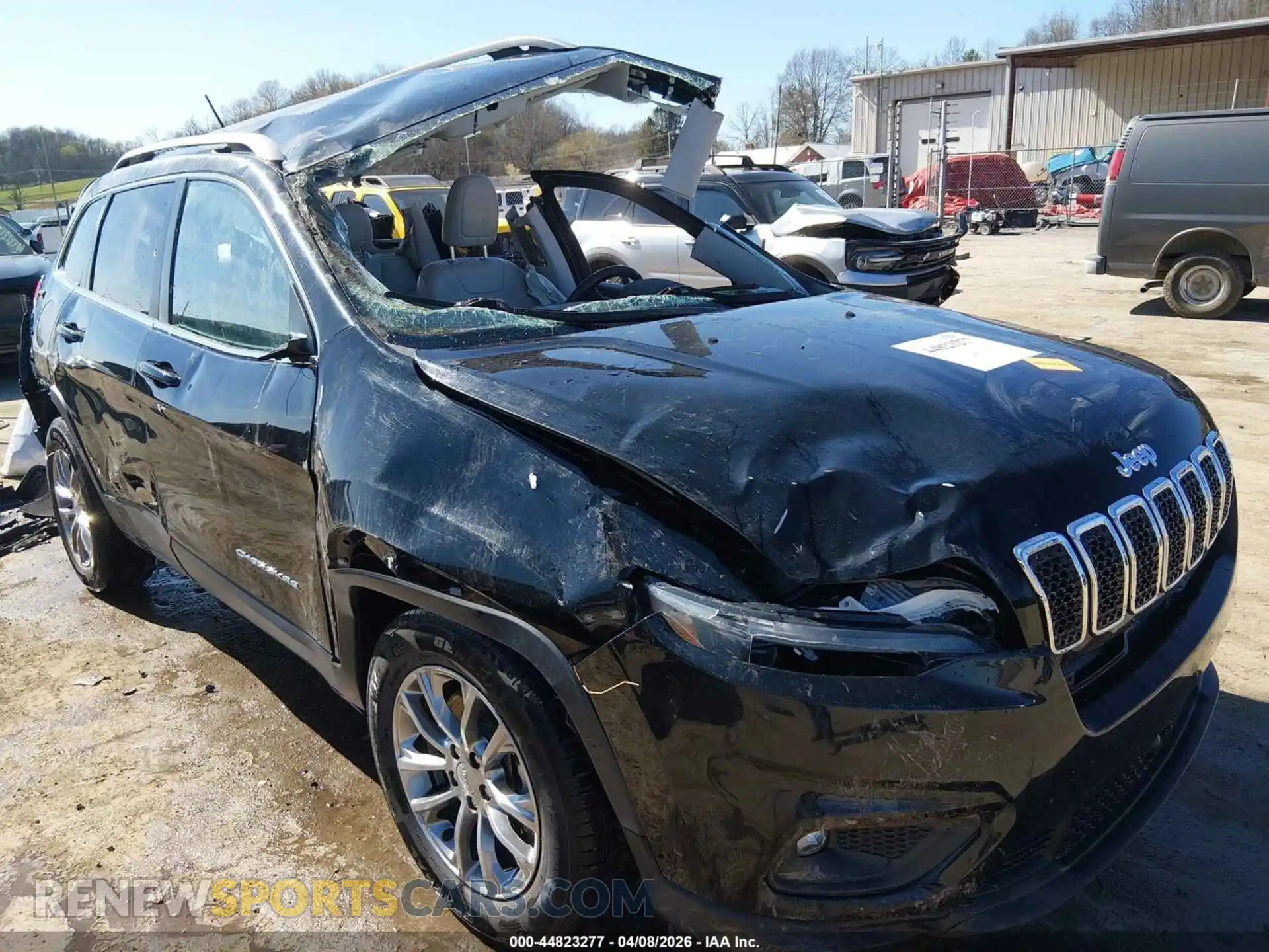 1 Photograph of a damaged car 1C4PJMLB1MD115401 JEEP CHEROKEE 2021