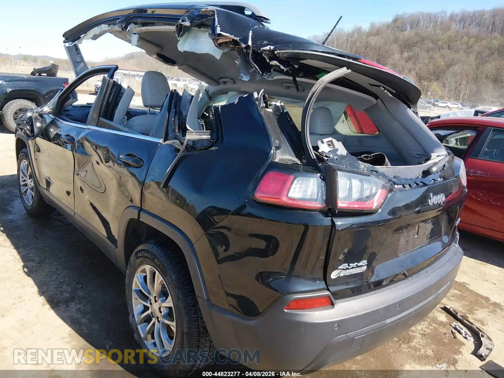 3 Photograph of a damaged car 1C4PJMLB1MD115401 JEEP CHEROKEE 2021