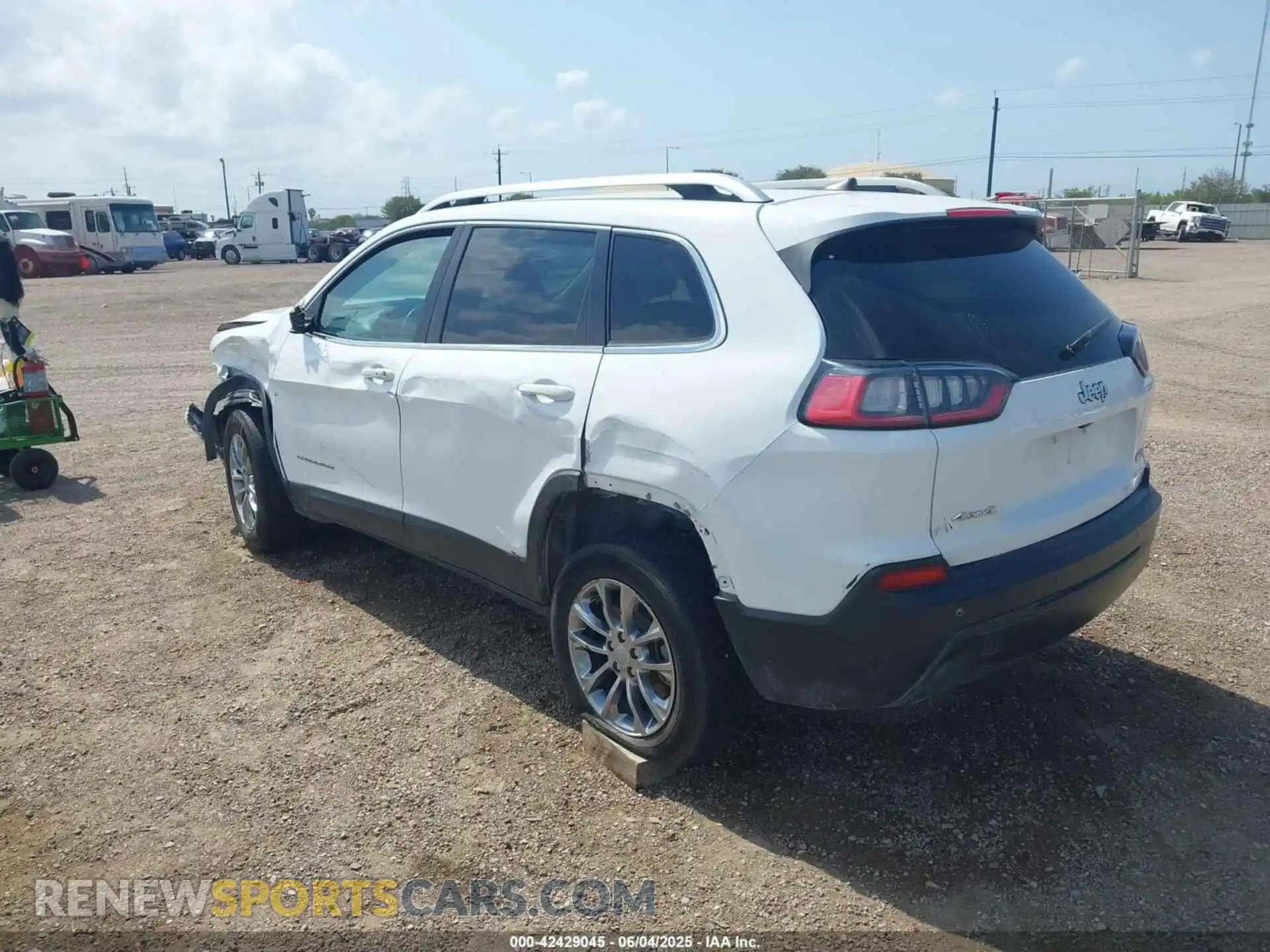 3 Фотография поврежденного автомобиля 1C4PJMLB4MD177584 JEEP CHEROKEE 2021