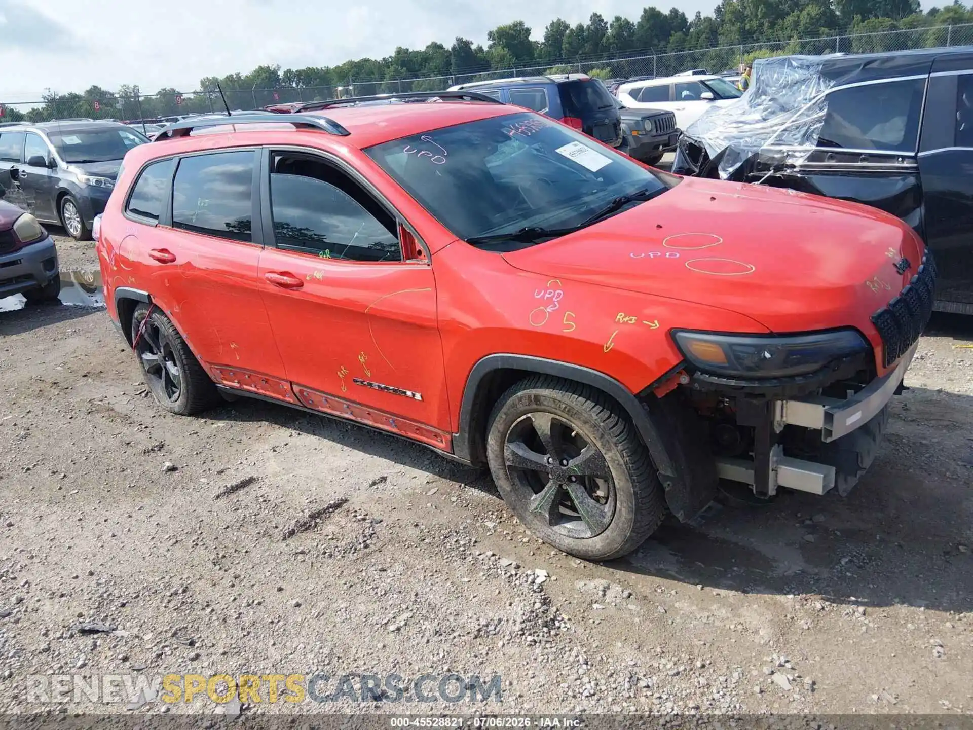1 Photograph of a damaged car 1C4PJMLB5MD131536 JEEP CHEROKEE 2021
