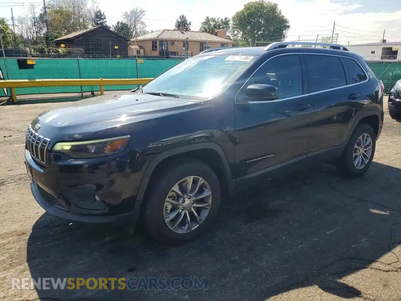 1 Photograph of a damaged car 1C4PJMLB9MD177080 JEEP CHEROKEE 2021