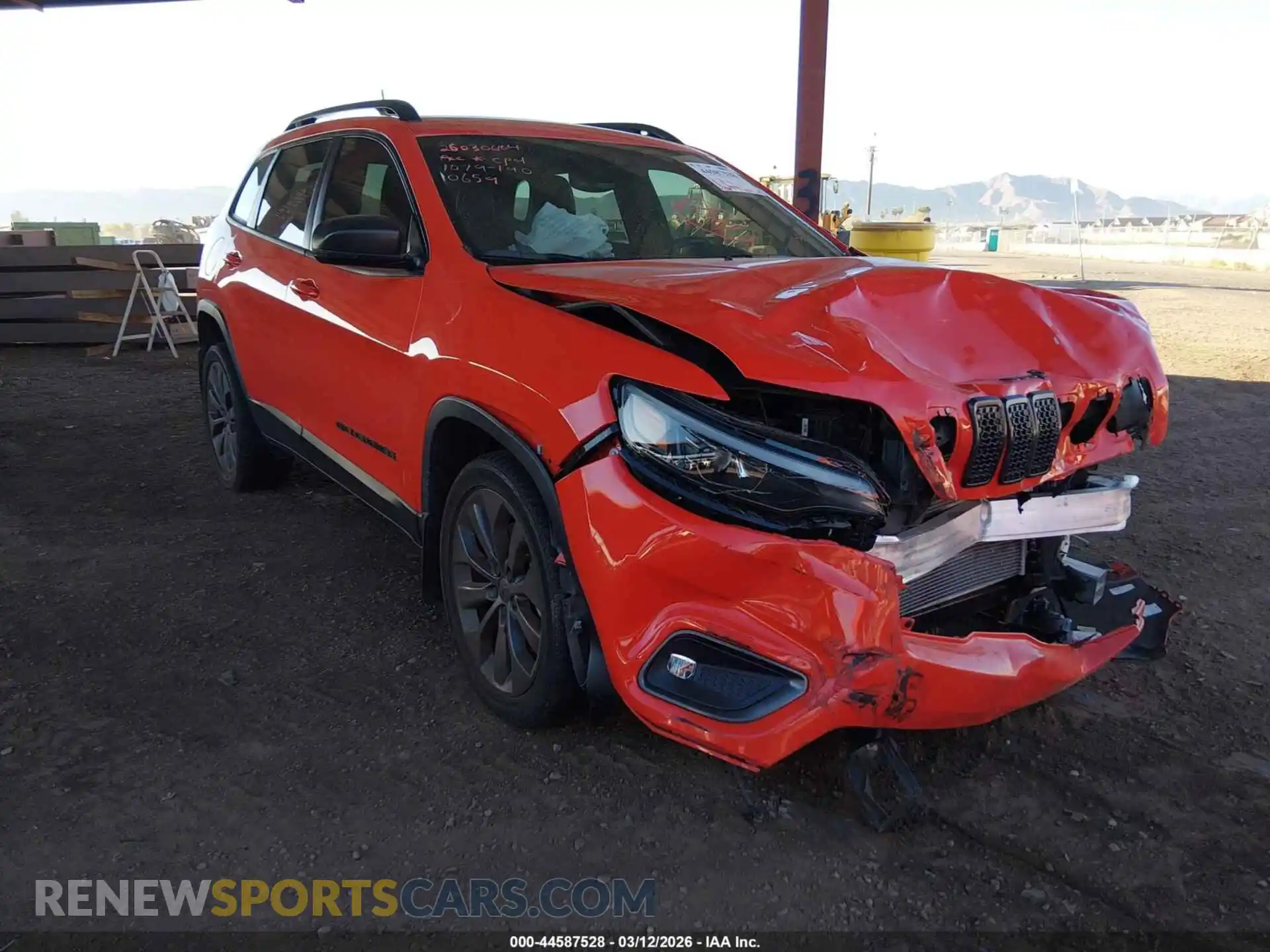 1 Photograph of a damaged car 1C4PJMMN0MD160659 JEEP CHEROKEE 2021