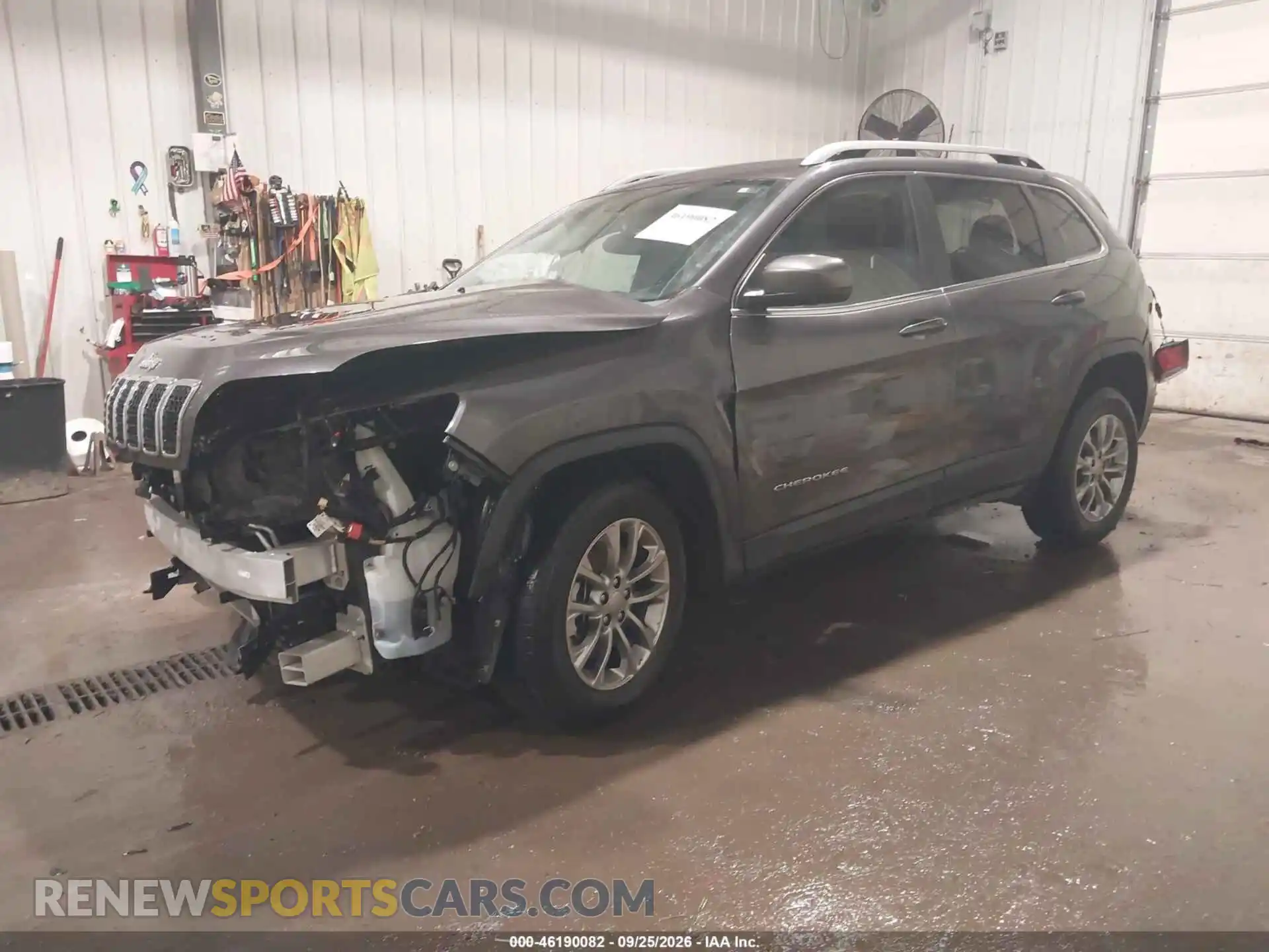 2 Photograph of a damaged car 1C4PJMMX0MD103296 JEEP CHEROKEE 2021