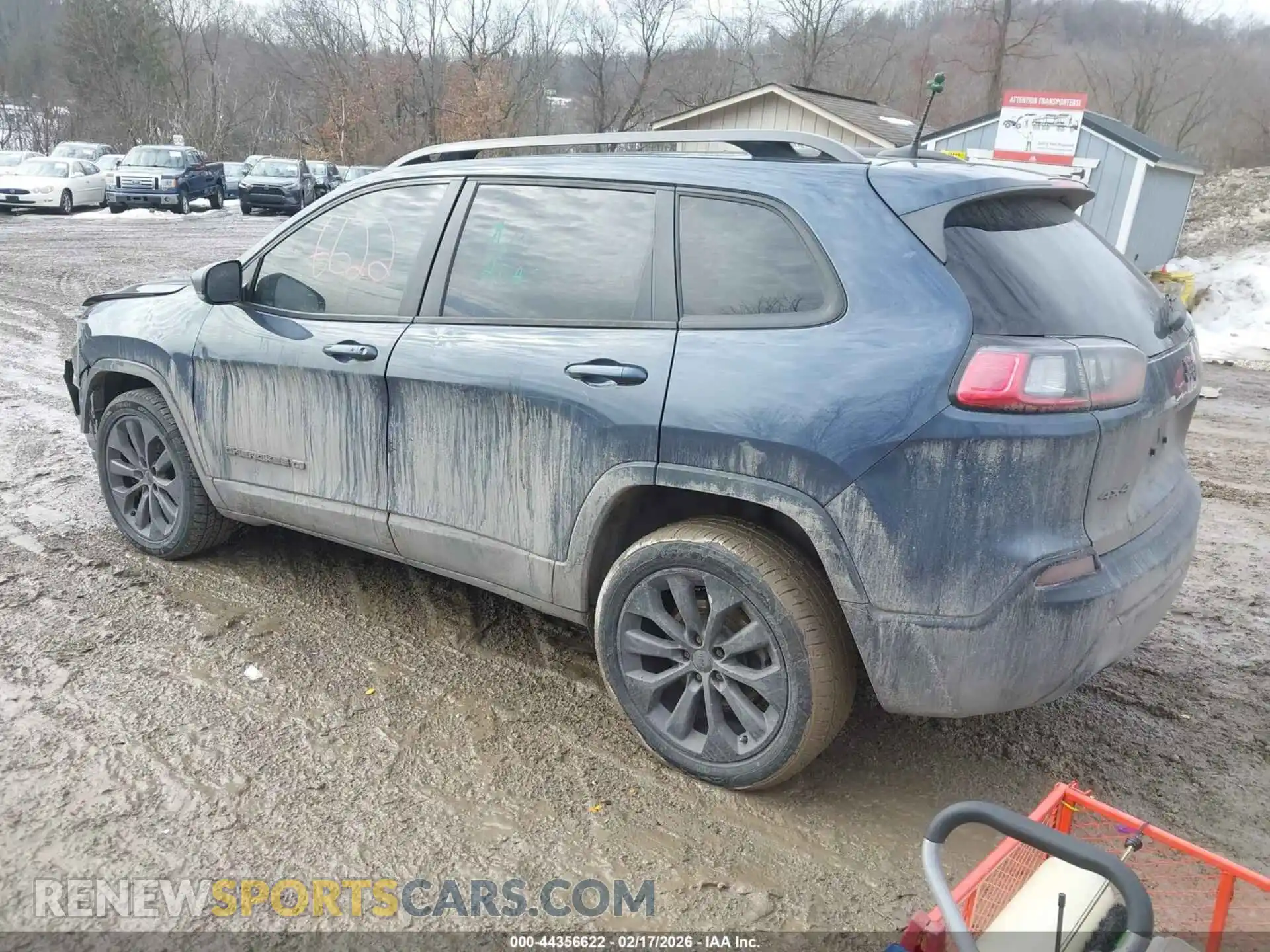 3 Photograph of a damaged car 1C4PJMMX0MD122284 JEEP CHEROKEE 2021