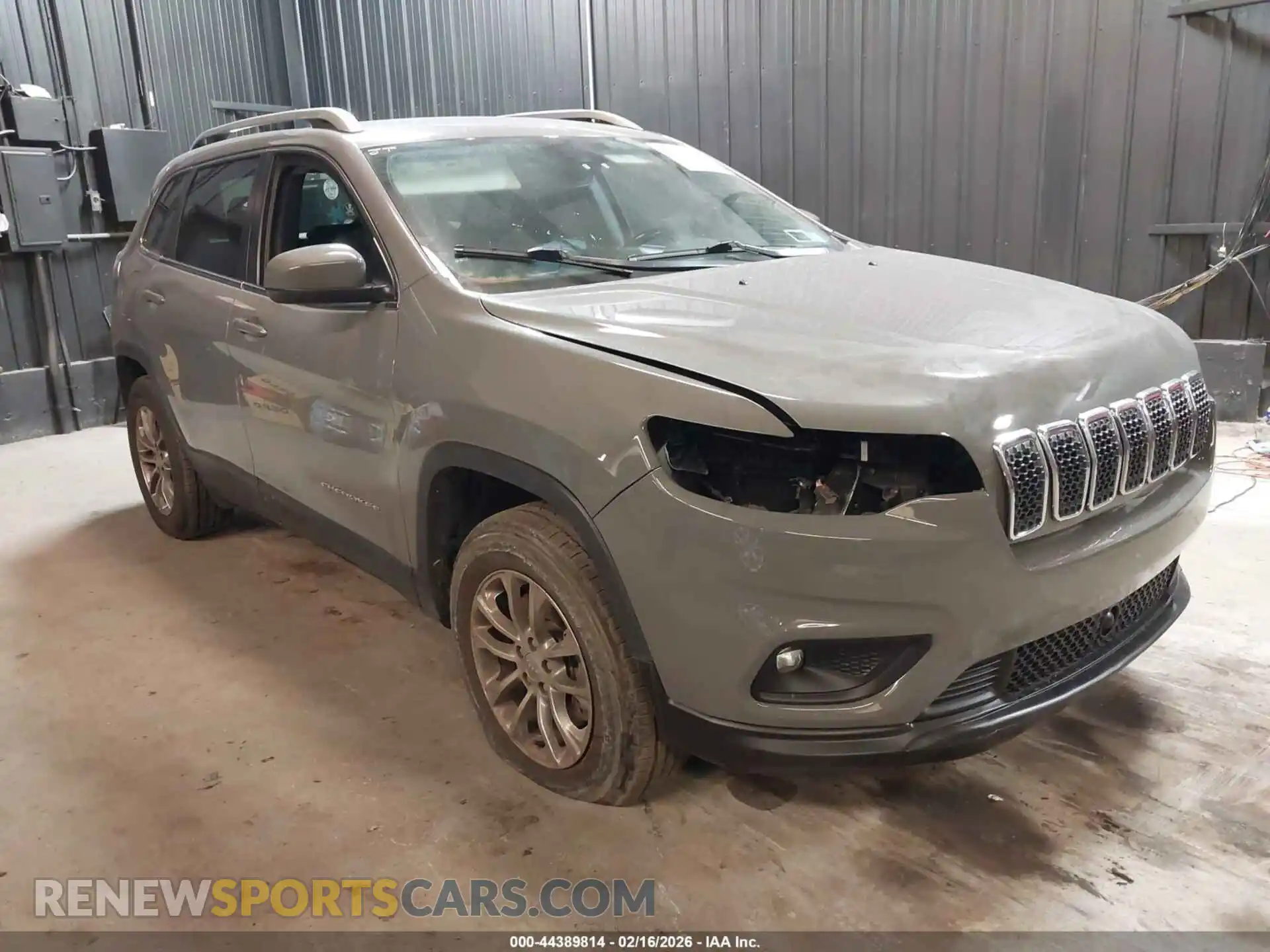1 Photograph of a damaged car 1C4PJMMX0MD209876 JEEP CHEROKEE 2021