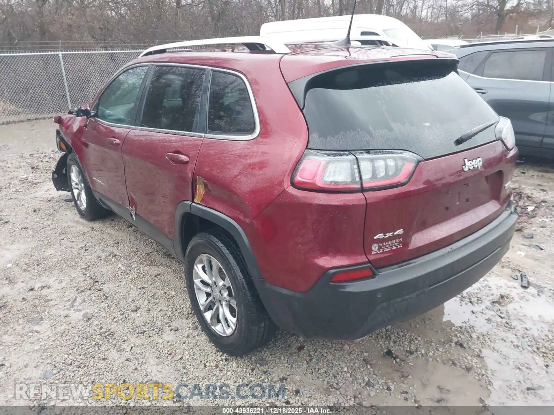 3 Photograph of a damaged car 1C4PJMMX1MD128837 JEEP CHEROKEE 2021