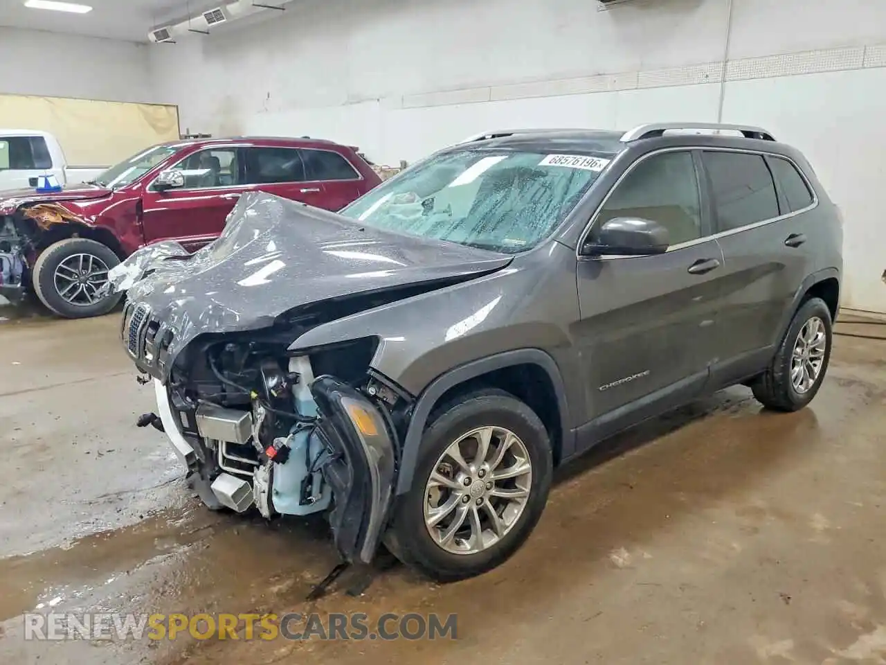 1 Photograph of a damaged car 1C4PJMMX1MD136162 JEEP CHEROKEE 2021
