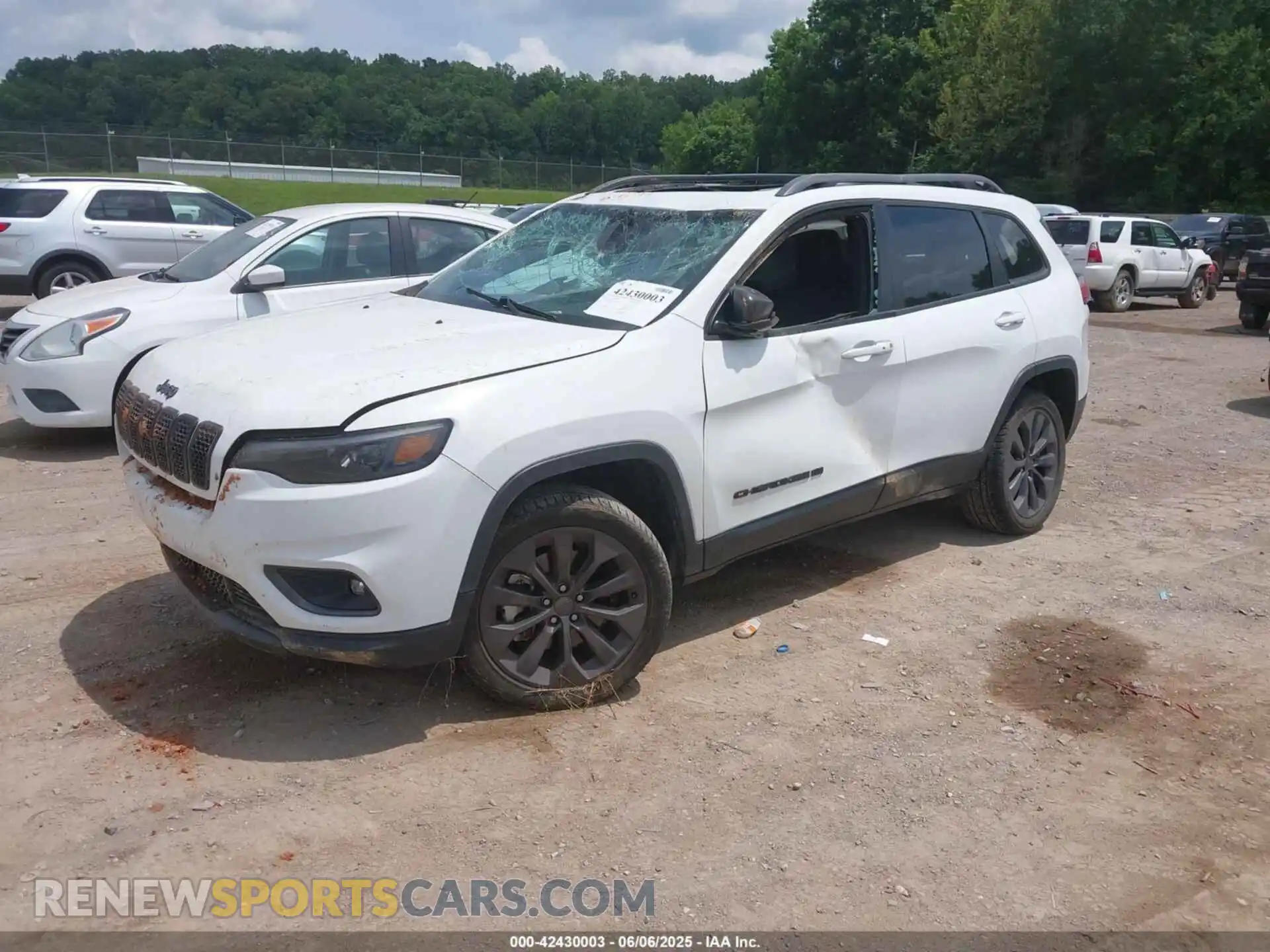 2 Фотография поврежденного автомобиля 1C4PJMMX1MD204881 JEEP CHEROKEE 2021