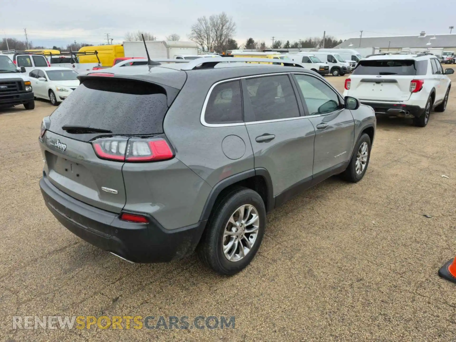 3 Photograph of a damaged car 1C4PJMMX2MD200581 JEEP CHEROKEE 2021