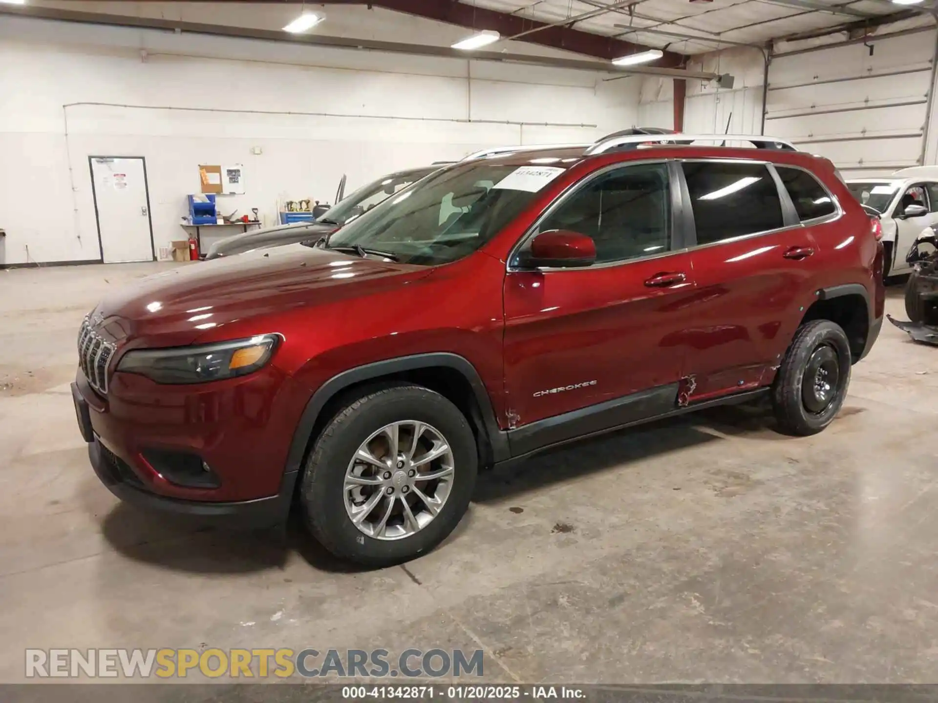 2 Photograph of a damaged car 1C4PJMMX3MD142612 JEEP CHEROKEE 2021