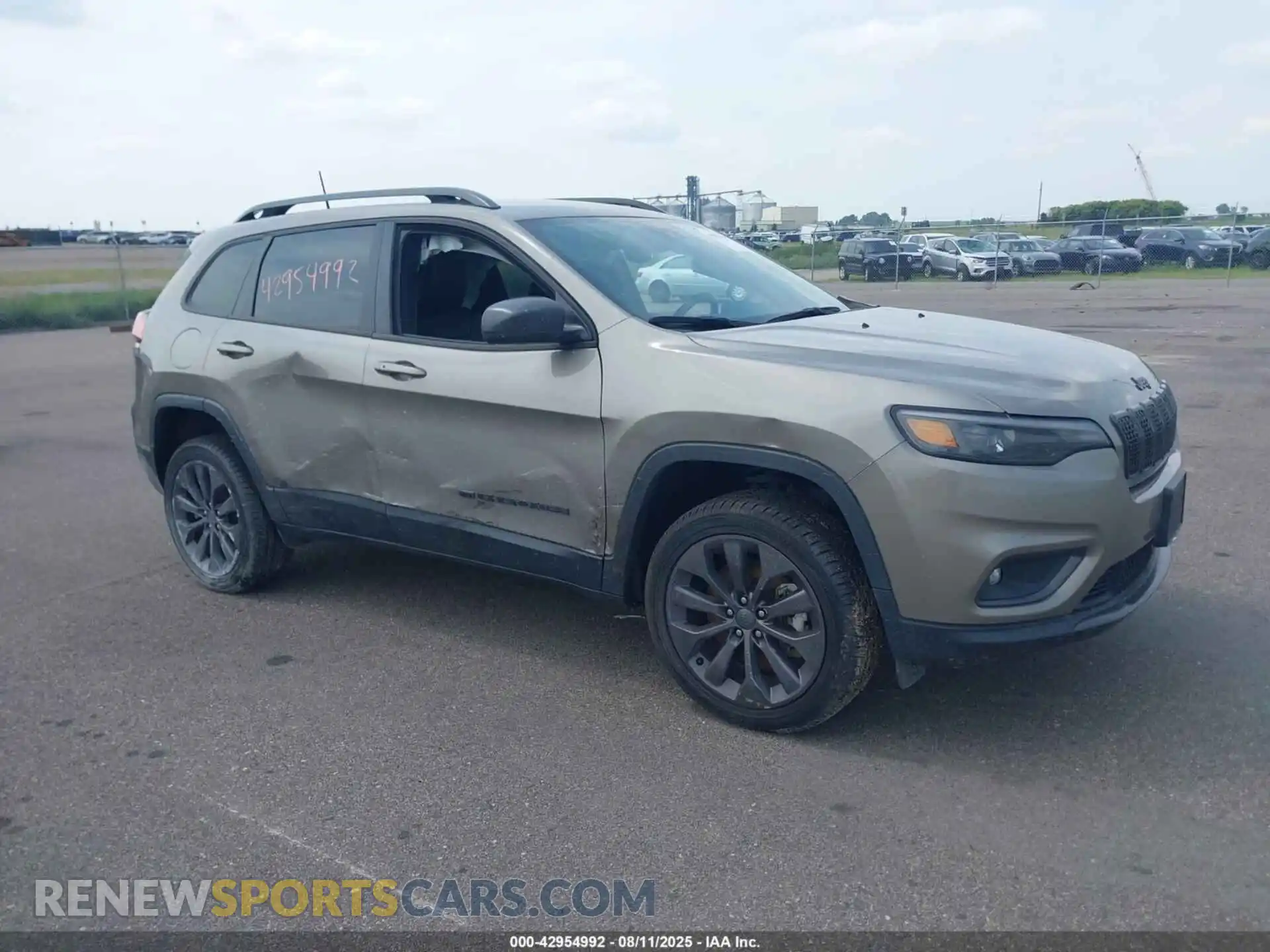 1 Фотография поврежденного автомобиля 1C4PJMMX5MD133314 JEEP CHEROKEE 2021