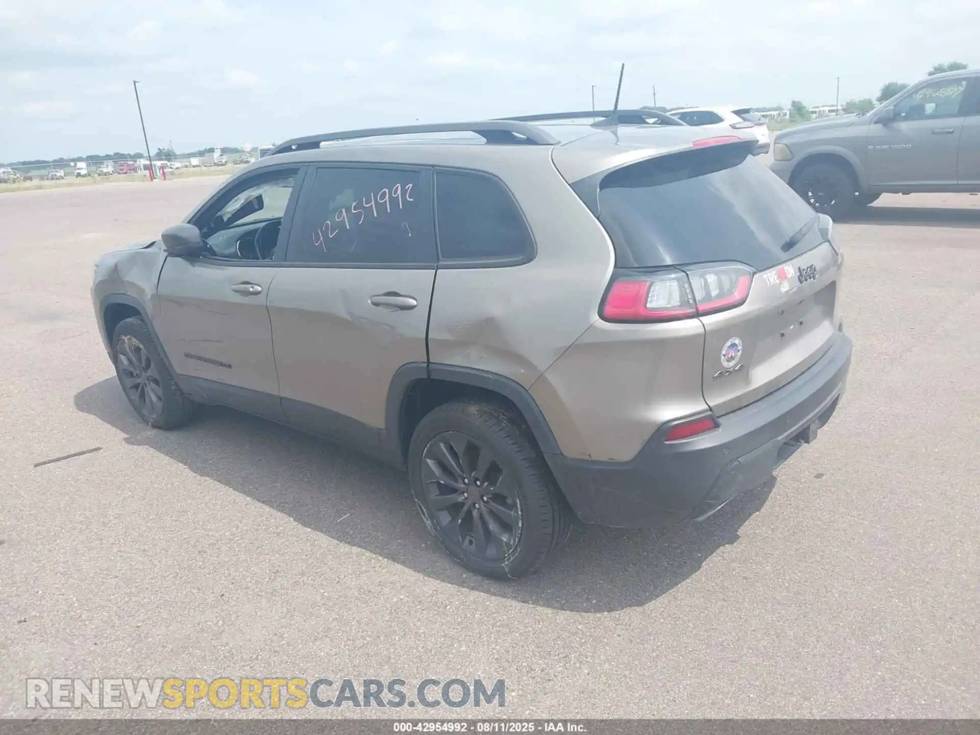 3 Фотография поврежденного автомобиля 1C4PJMMX5MD133314 JEEP CHEROKEE 2021