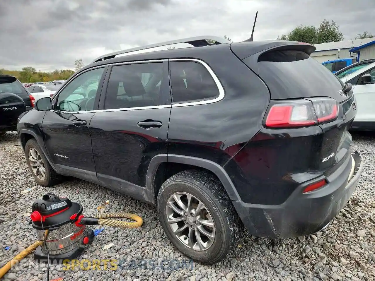 2 Фотография поврежденного автомобиля 1C4PJMMX5MD146127 JEEP CHEROKEE 2021