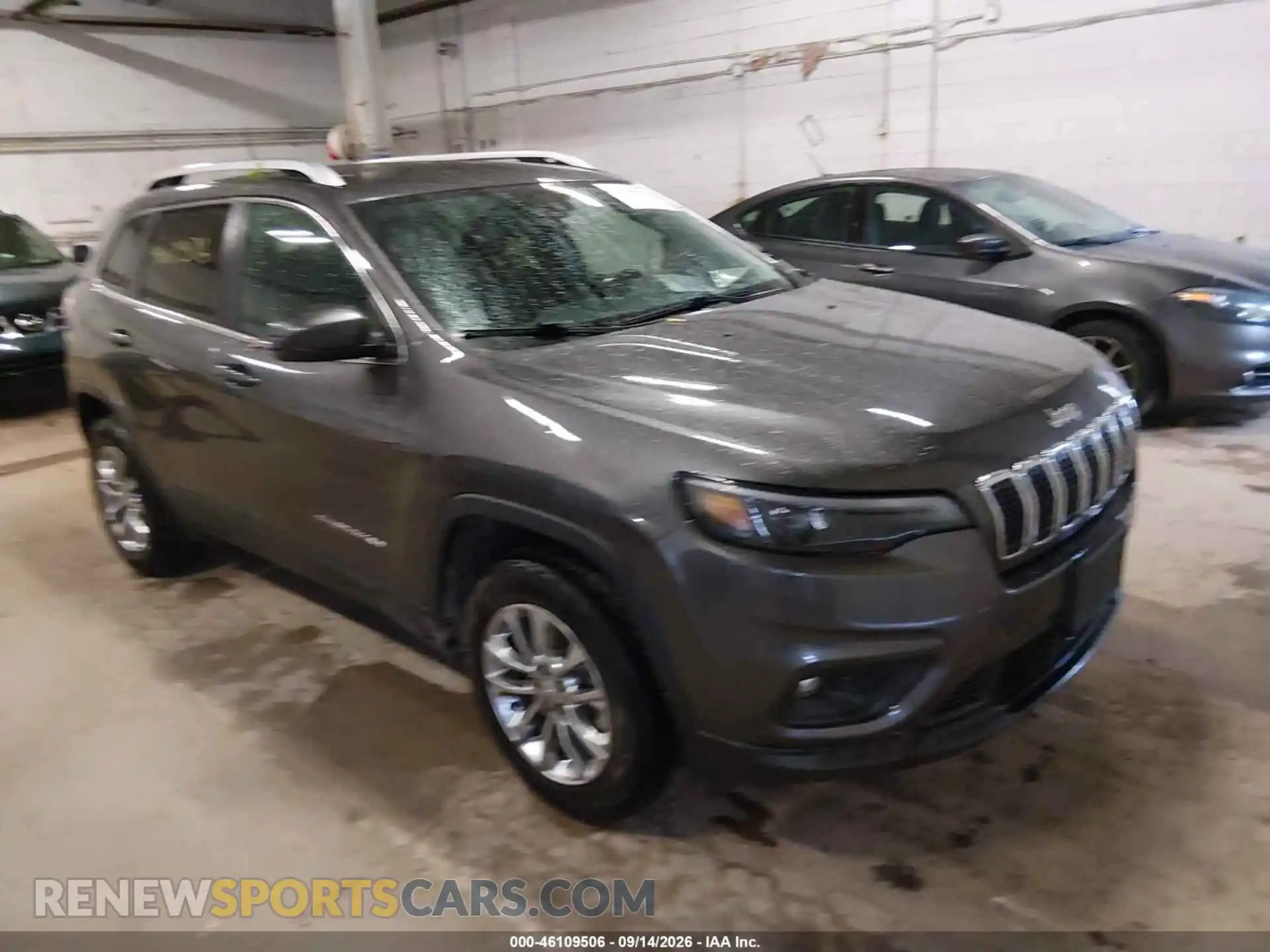 1 Photograph of a damaged car 1C4PJMMX6MD153877 JEEP CHEROKEE 2021
