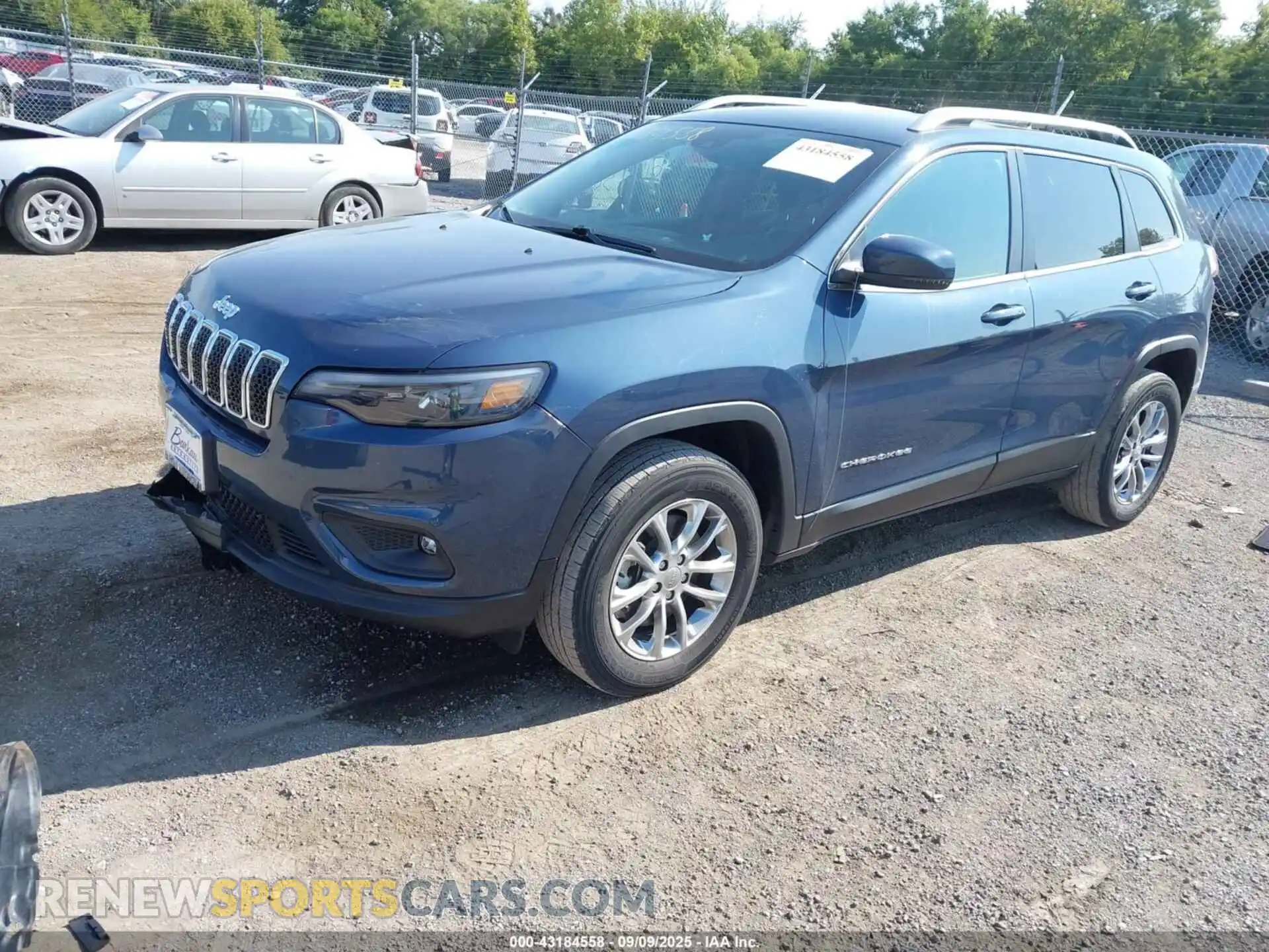 2 Photograph of a damaged car 1C4PJMMX6MD154236 JEEP CHEROKEE 2021