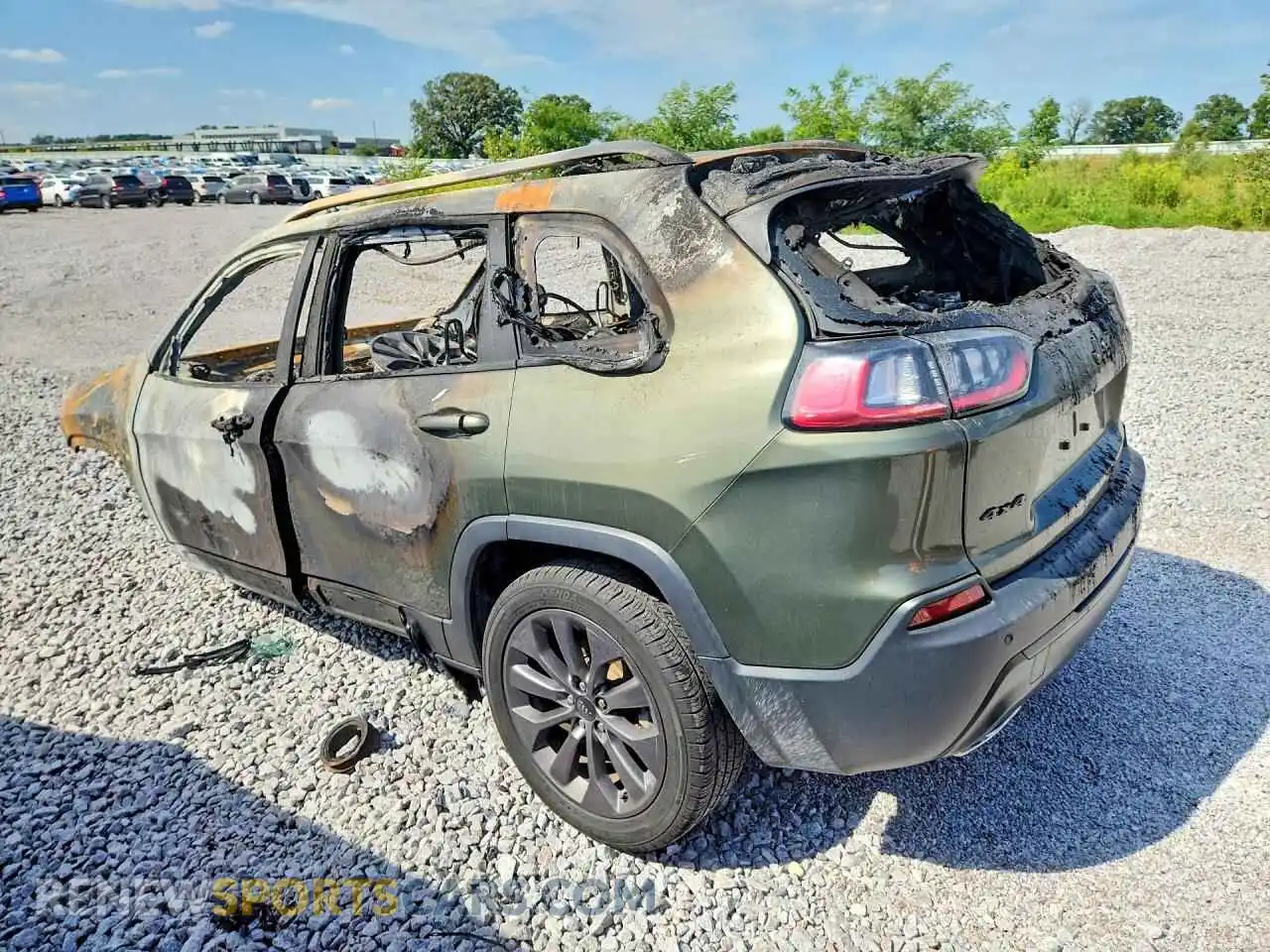 2 fotografías del automóvil dañado 1C4PJMMX7MD110956 JEEP CHEROKEE 2021