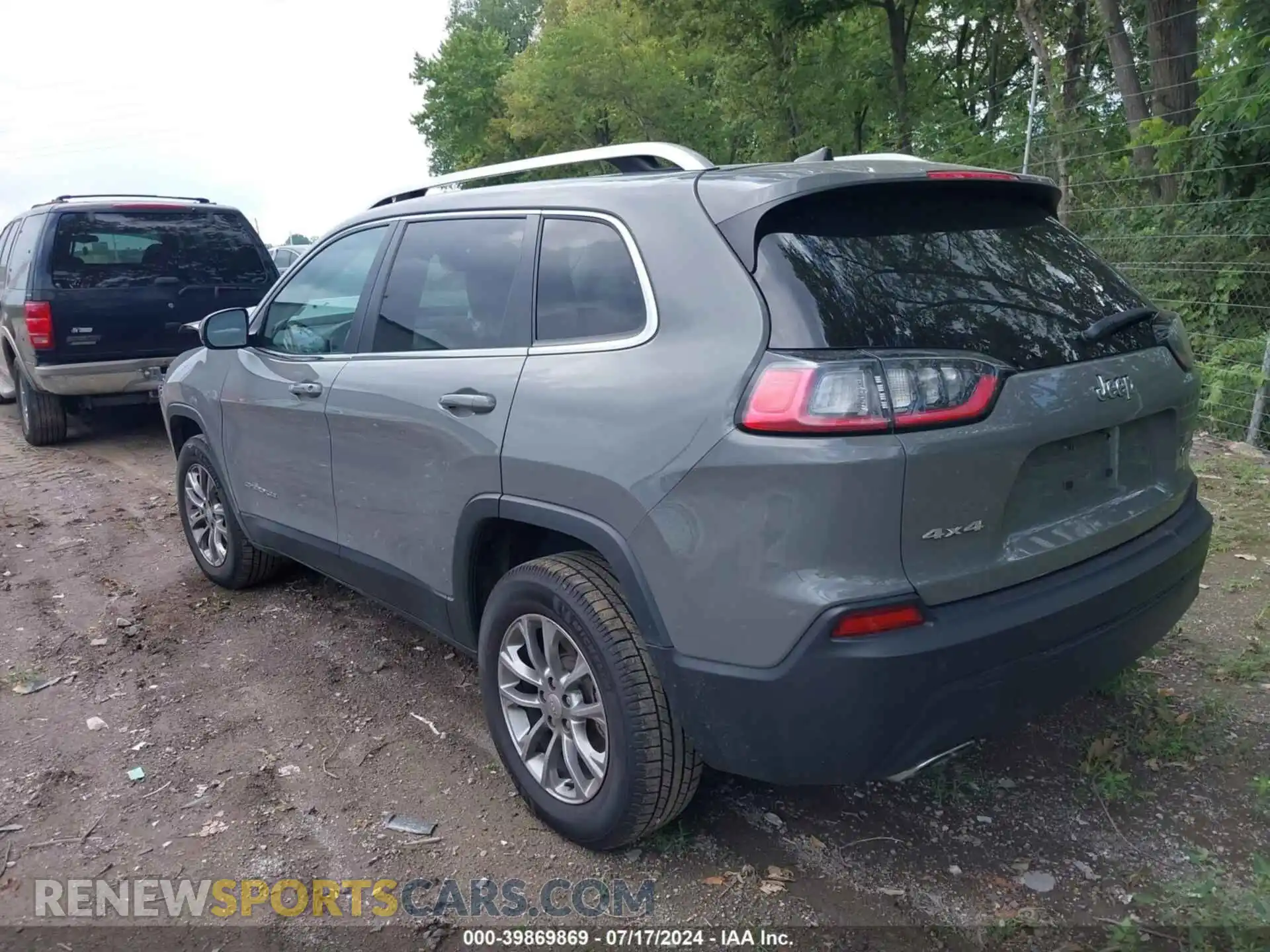 3 Photograph of a damaged car 1C4PJMMX7MD136165 JEEP CHEROKEE 2021