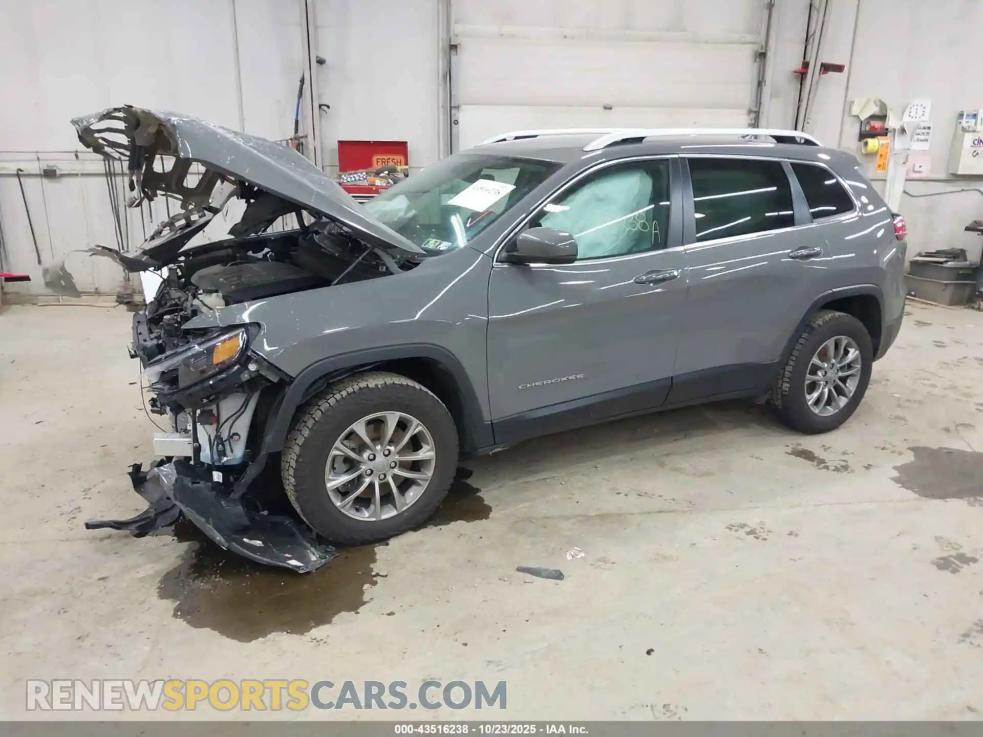 2 Photograph of a damaged car 1C4PJMMXXMD158094 JEEP CHEROKEE 2021